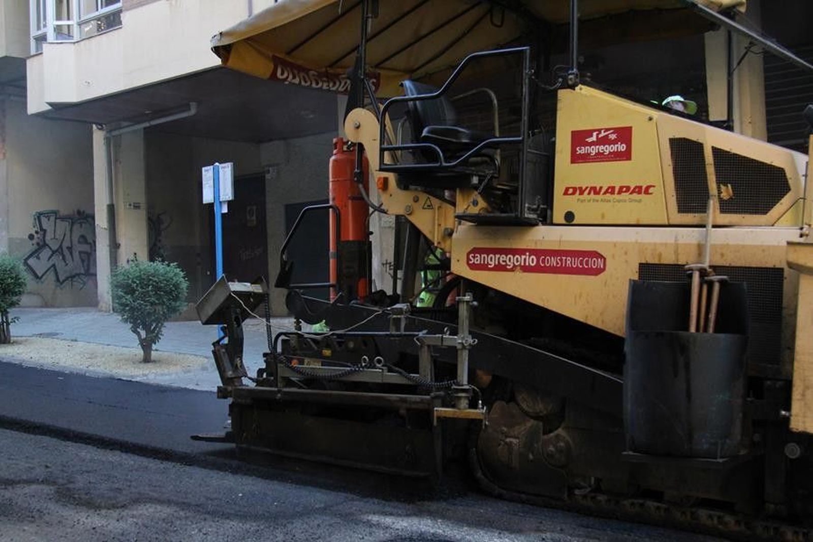 Asfaltado obras calles asfalto trevinca  (5)