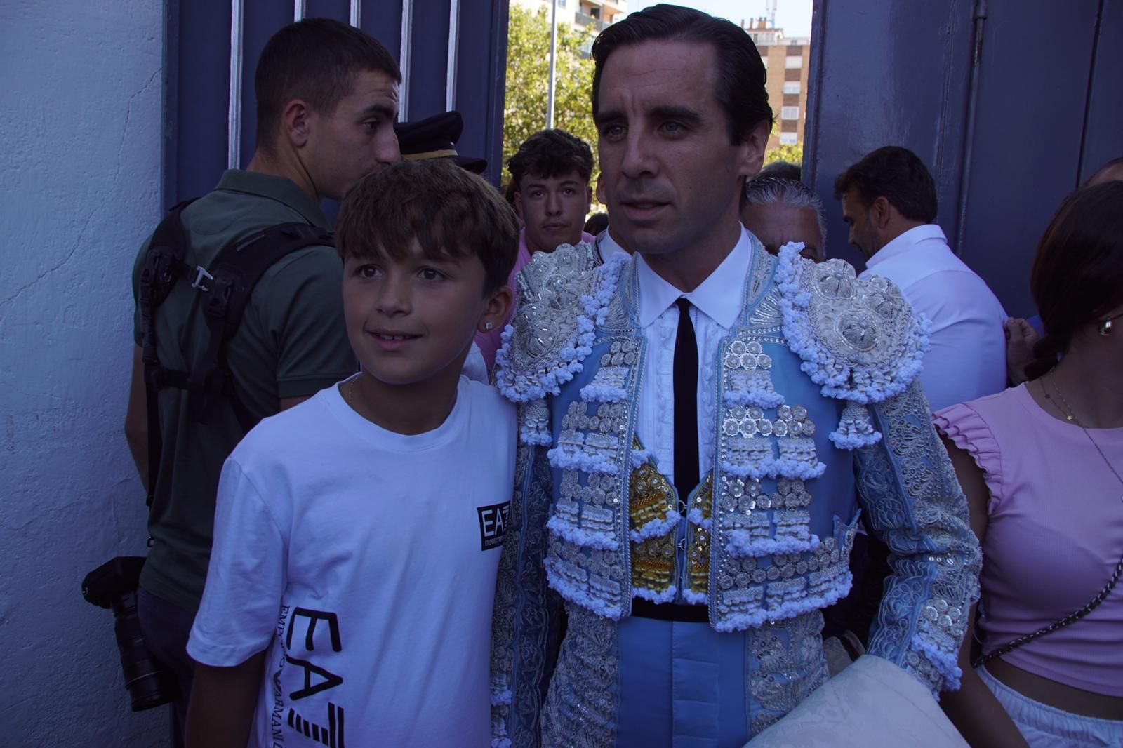 Así ha vivido la afición de La Glorieta el primer cartel de figuras de la feria: imágenes del ambiente en los tendidos y en el patio de cuadrillas