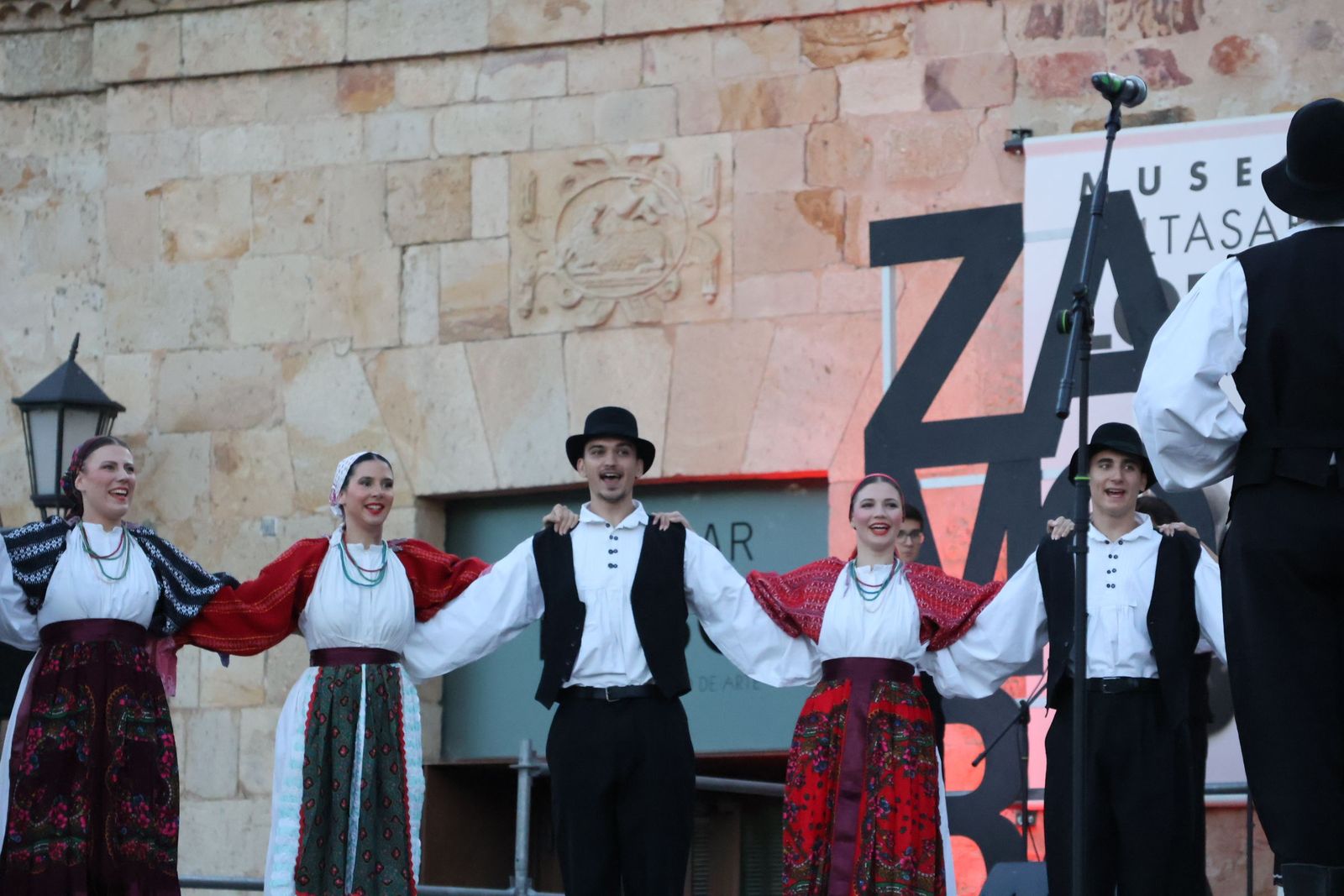 ii-gala-festival-internacional-de-folklore-20