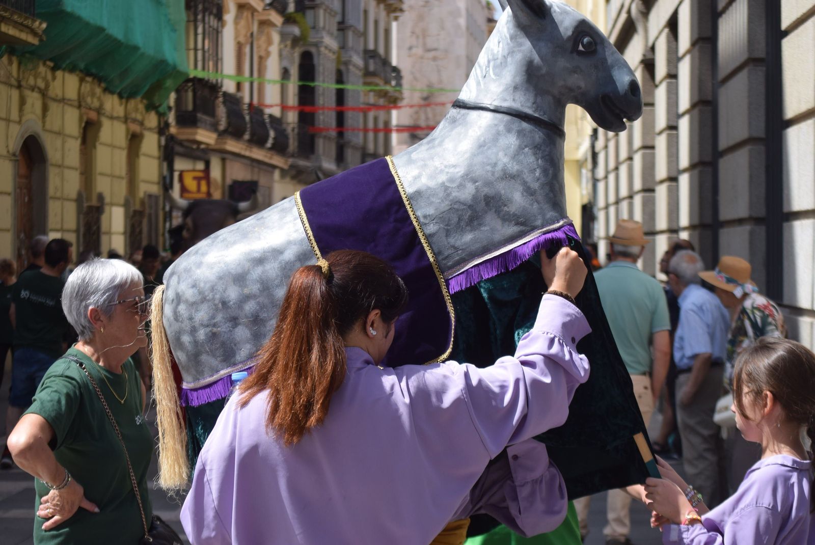Desfile del Bestiario San Pedro 2025