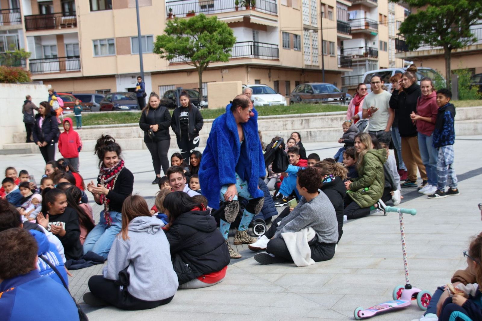 Espectáculo de la Escuela de Circo Santiago Uno. Foto de archivo