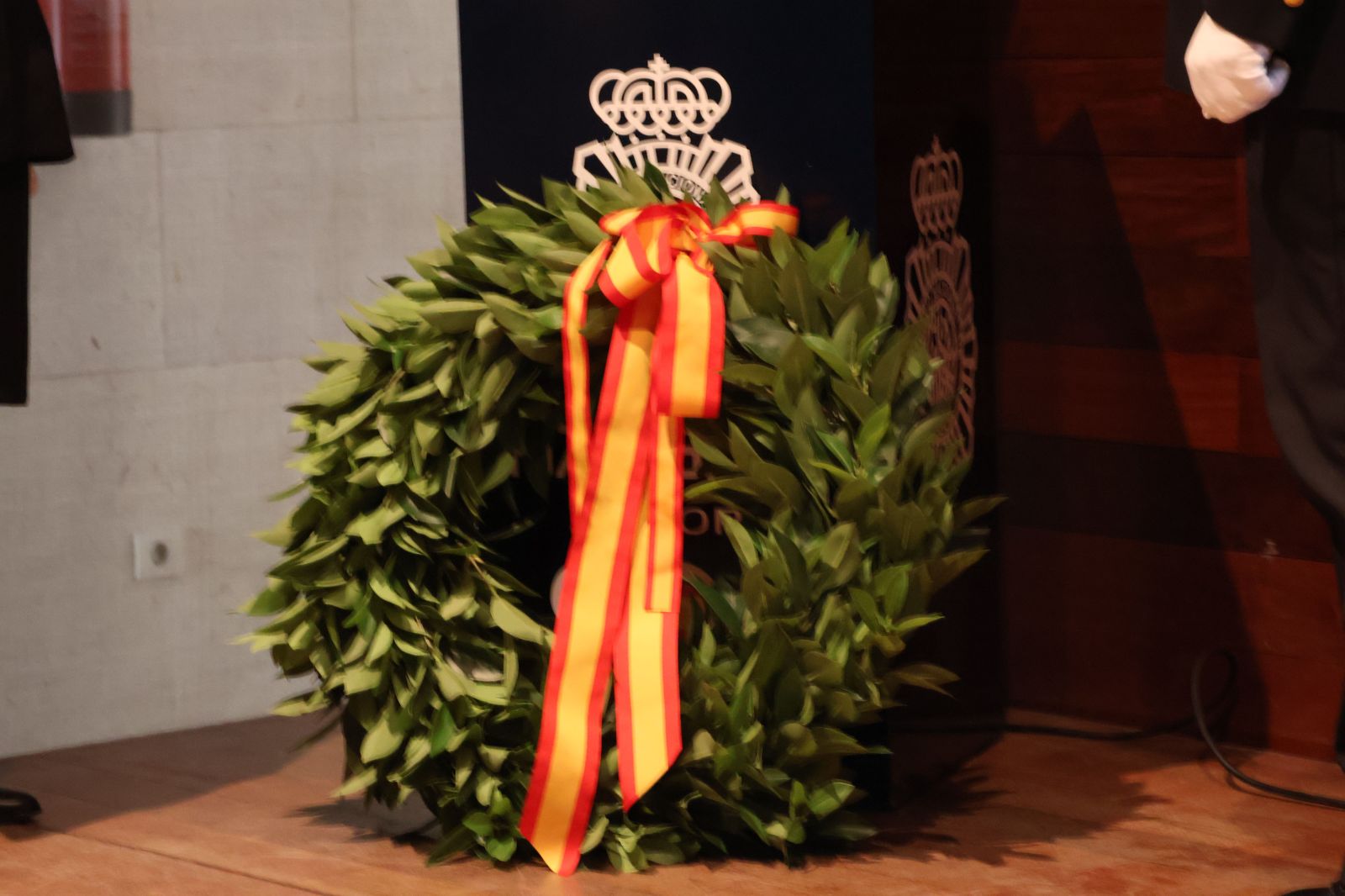 acto-de-homenaje-a-los-policias-nacionales-victimas-del-terrorismo-19