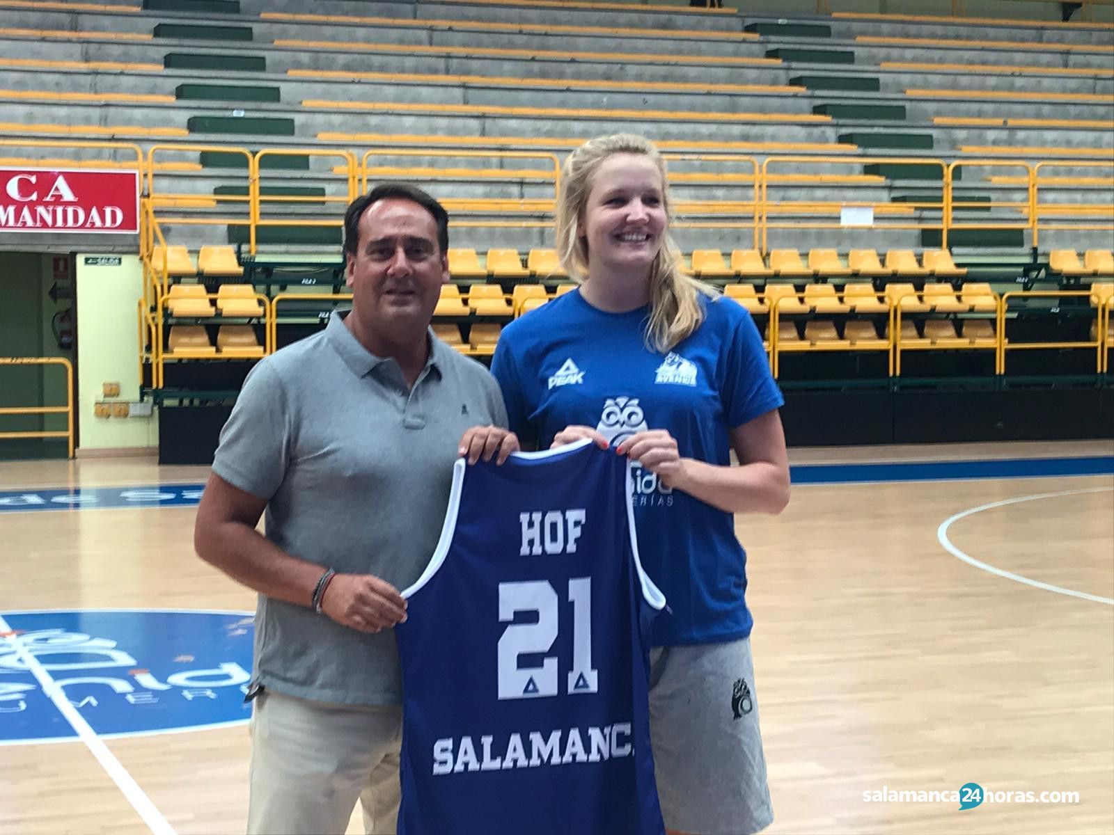 Presentación Hof Perfumerías Avenida (2)