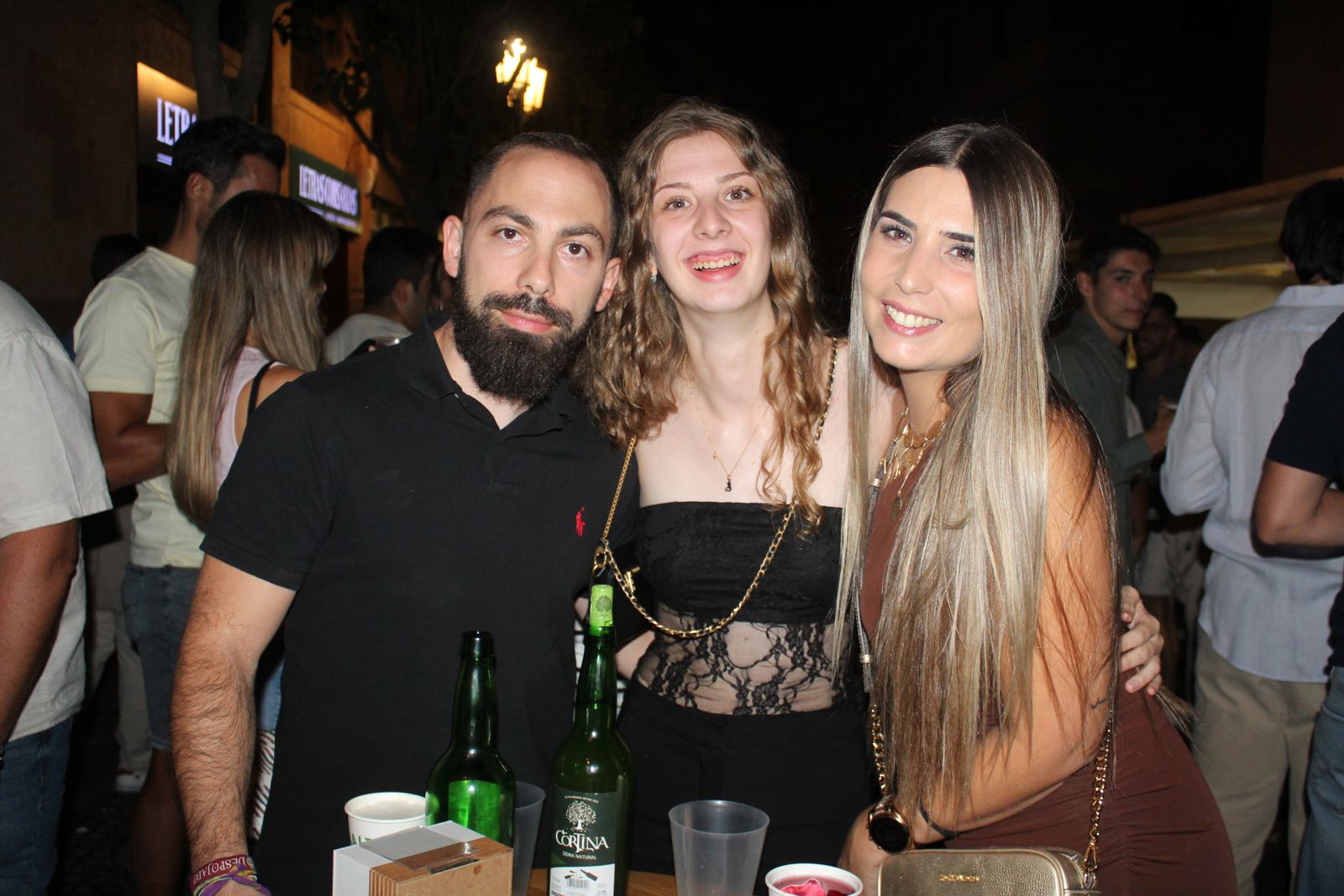 La Feria de Día se llena en la tarde-noche de este viernes, punto de partida del fin de semana