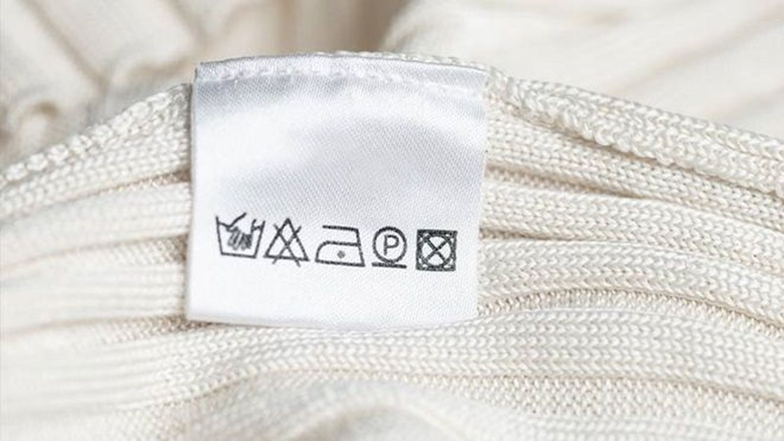 Etiqueta de ropa OCU