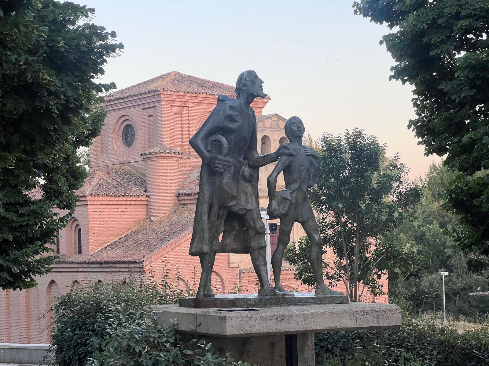 Visita guiada 'Patrimonio y leyendas del río Tormes'