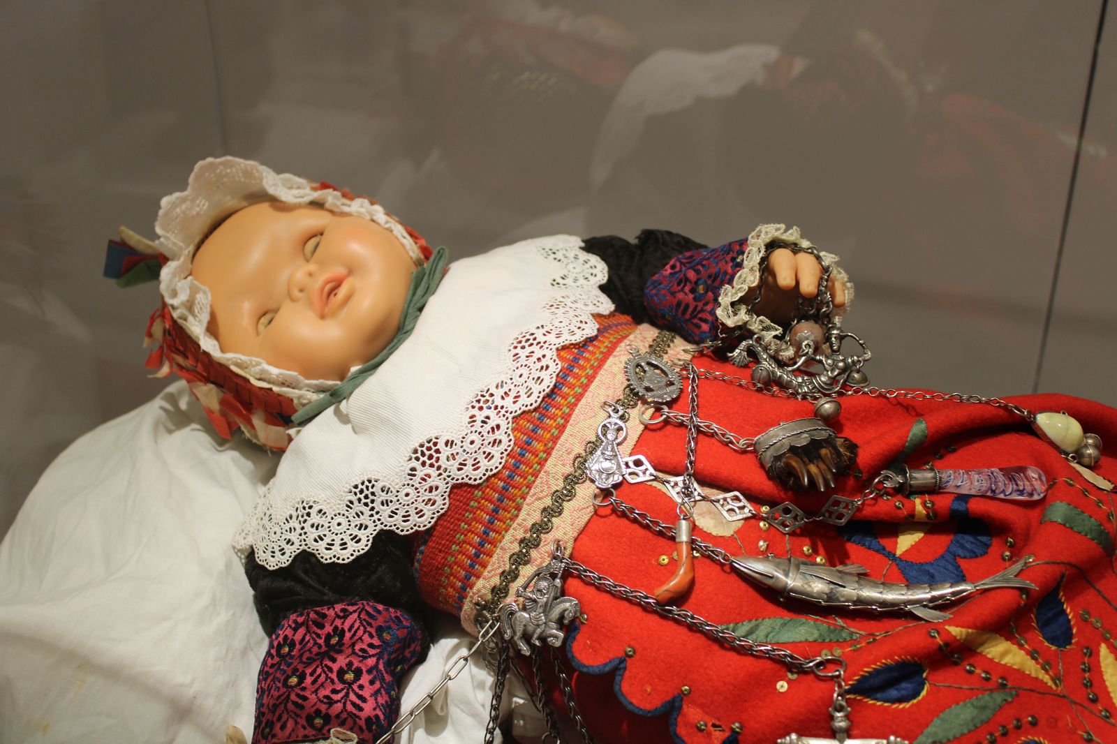 exposicion-aires-de-marzo-traje-de-acristianar-de-la-velles