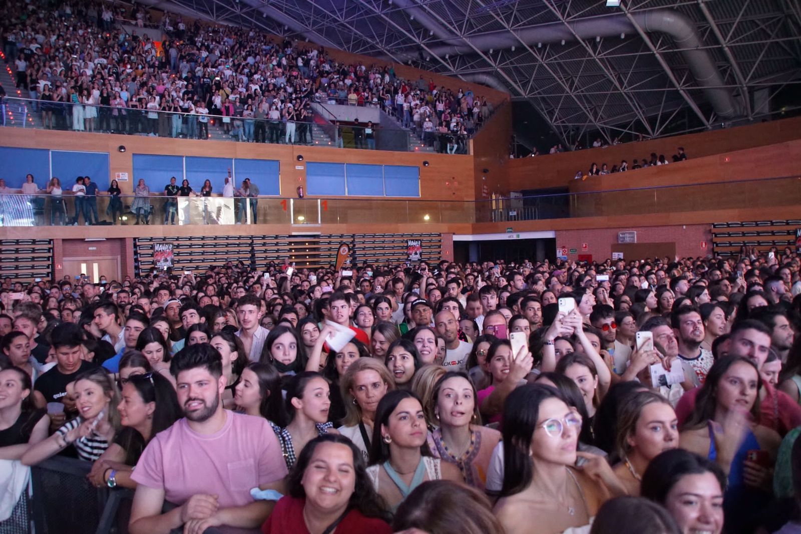 photo-2022-05-13-22-45-36-2