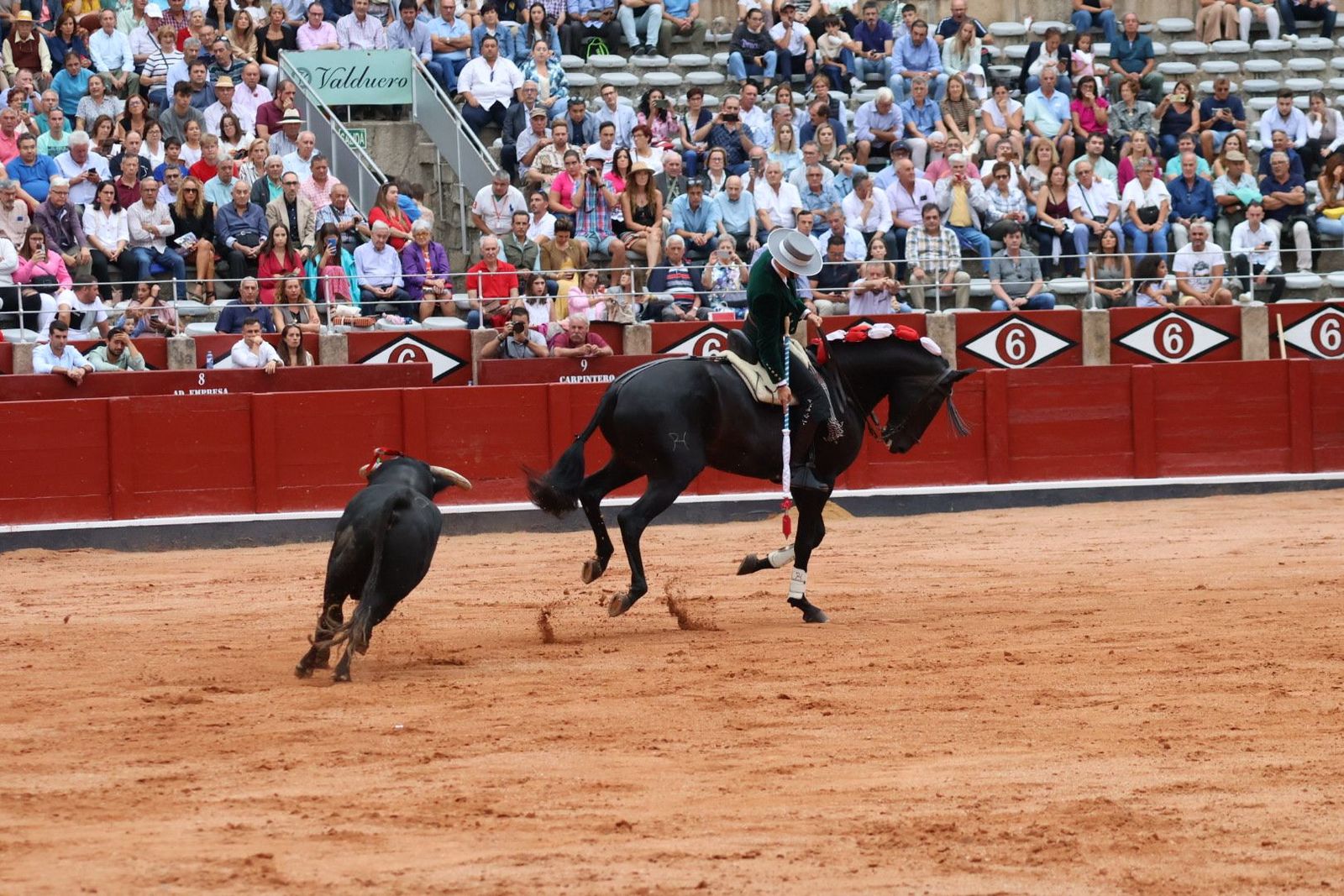 20230909175822-img-0573