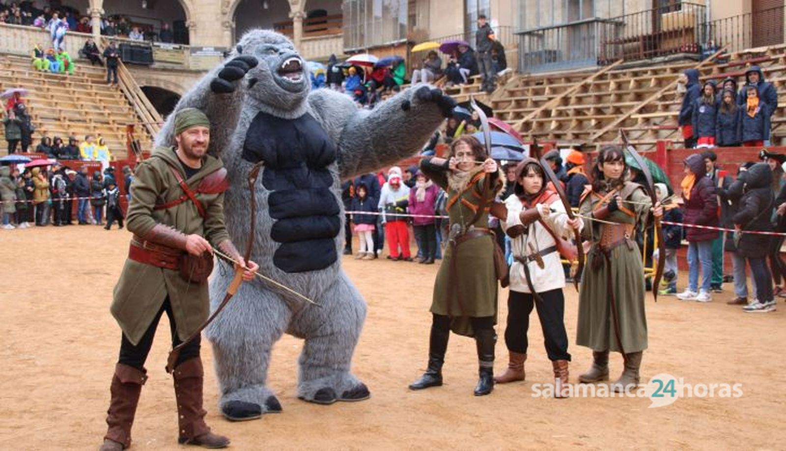 Desfile disfraz callejero Sábado Carnaval Ciudad Rodrigo 2025 (48) Desfile disfraz callejero Sábado Carnaval Ciudad Rodrigo 2025 (48)