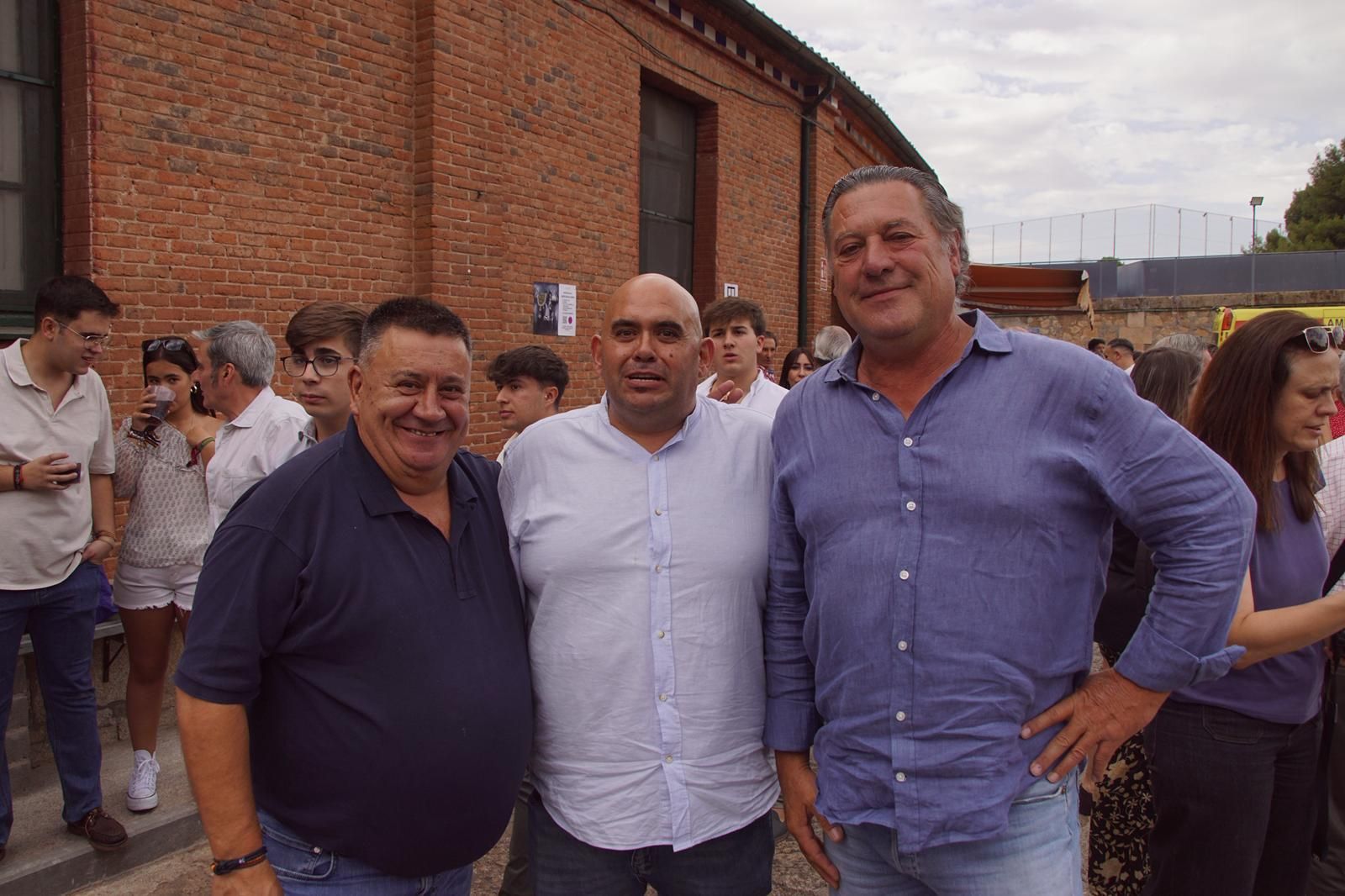 Gran ambiente en La Glorieta para la tarde de toros de Morante de la Puebla, Ismael Martín y Marco Pérez