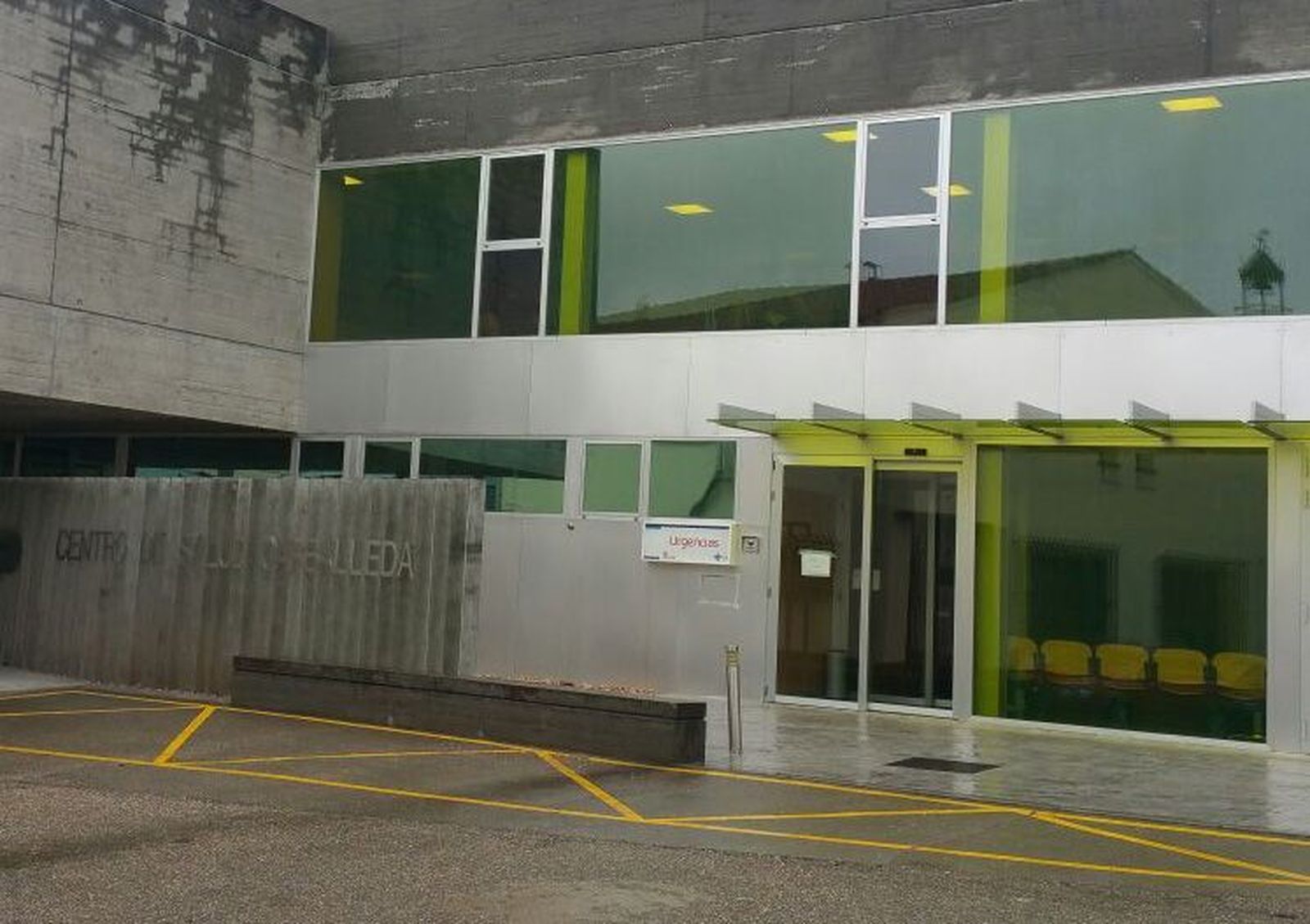 Centro de Salud Carballeda. Archivo.