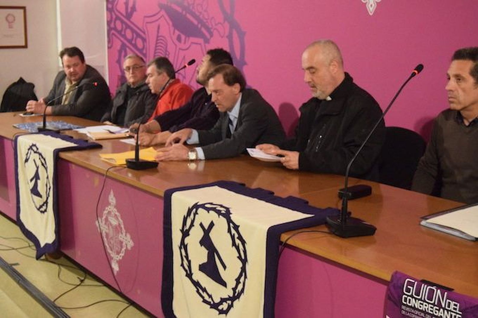 El Vía Crucis aparca hasta octubre la aprobación de su nuevo reglamento de carga