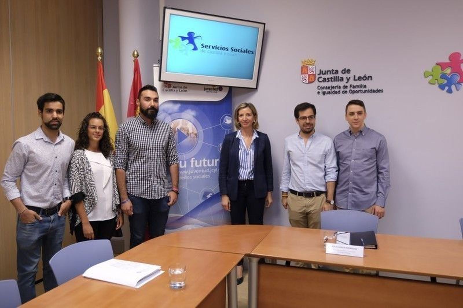 Acuerdo para desarrollar la Estrategia Impulso Joven 20/20