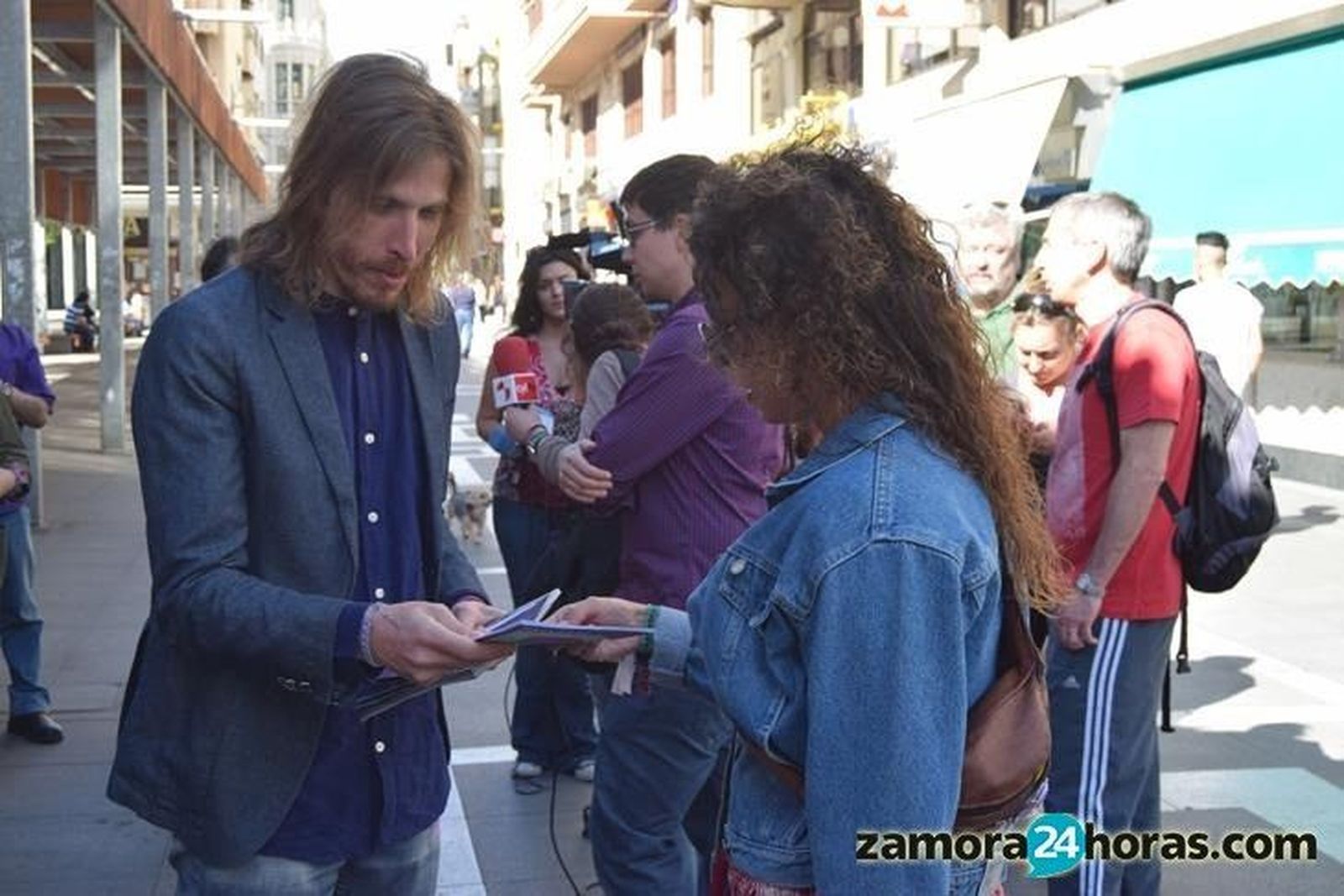 Pablo Fernández ya habla de superar en votos al PP y tiende la mano al PSOE