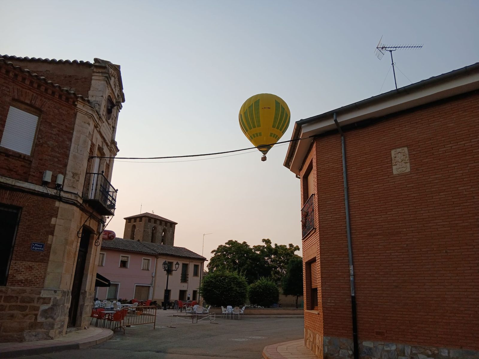 Un viaje en globo muy especial en Villamayor de Campos, de la mano de Valentín Carvajo
