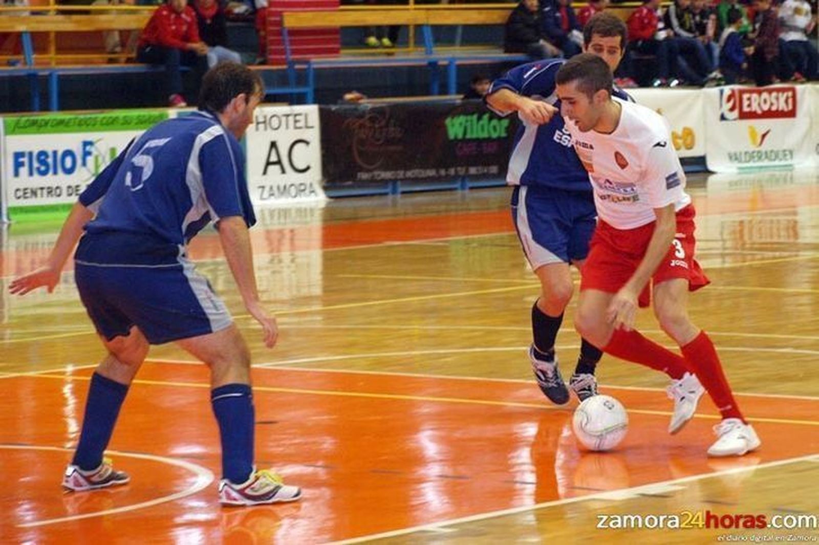 Una vuelta para luchar por objetivos contrapuestos