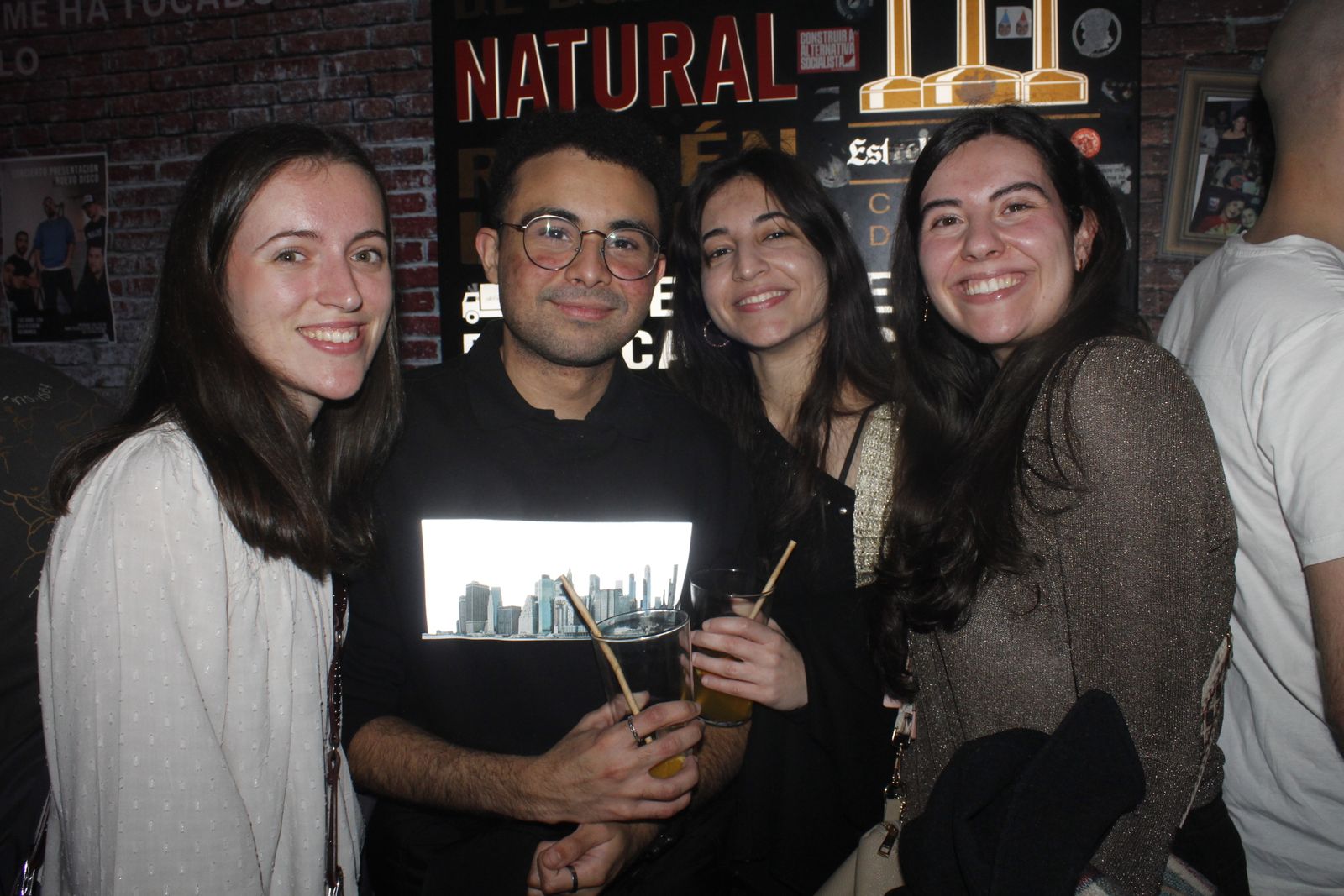 Salamanca de noche, sábado 8 de marzo