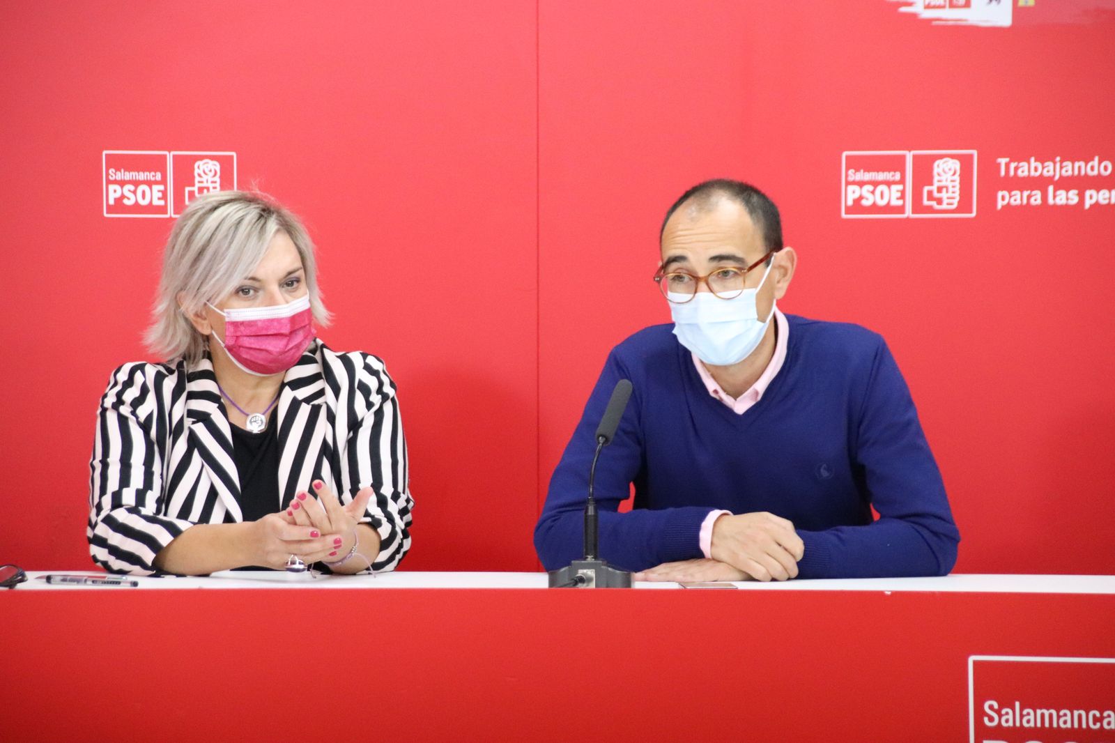 Los diputados socialistas por Salamanca David Serrada y Elena Diego comparecen para presentar los Presupuestos Generales del Estado