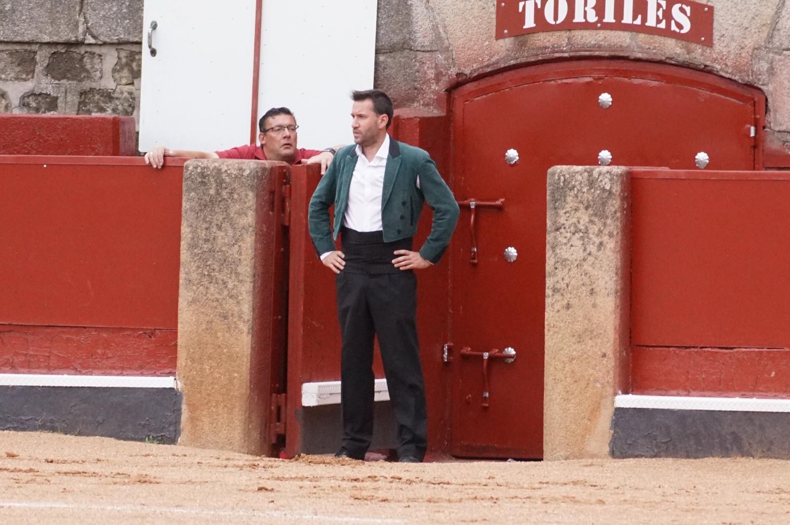 Gran ambiente en La Glorieta para la tarde de toros de Morante de la Puebla, Ismael Martín y Marco Pérez