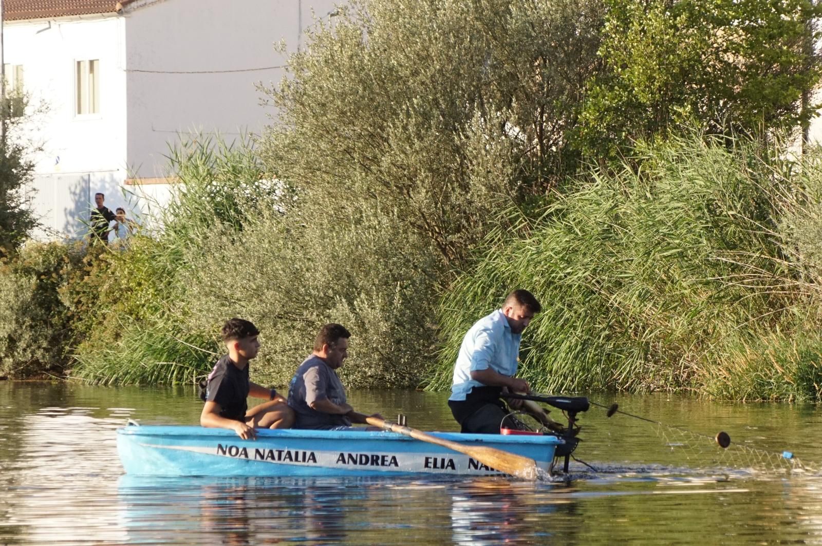 Procesión con la Virgen del Carmen por el río Tormes en Alba (35).jpeg