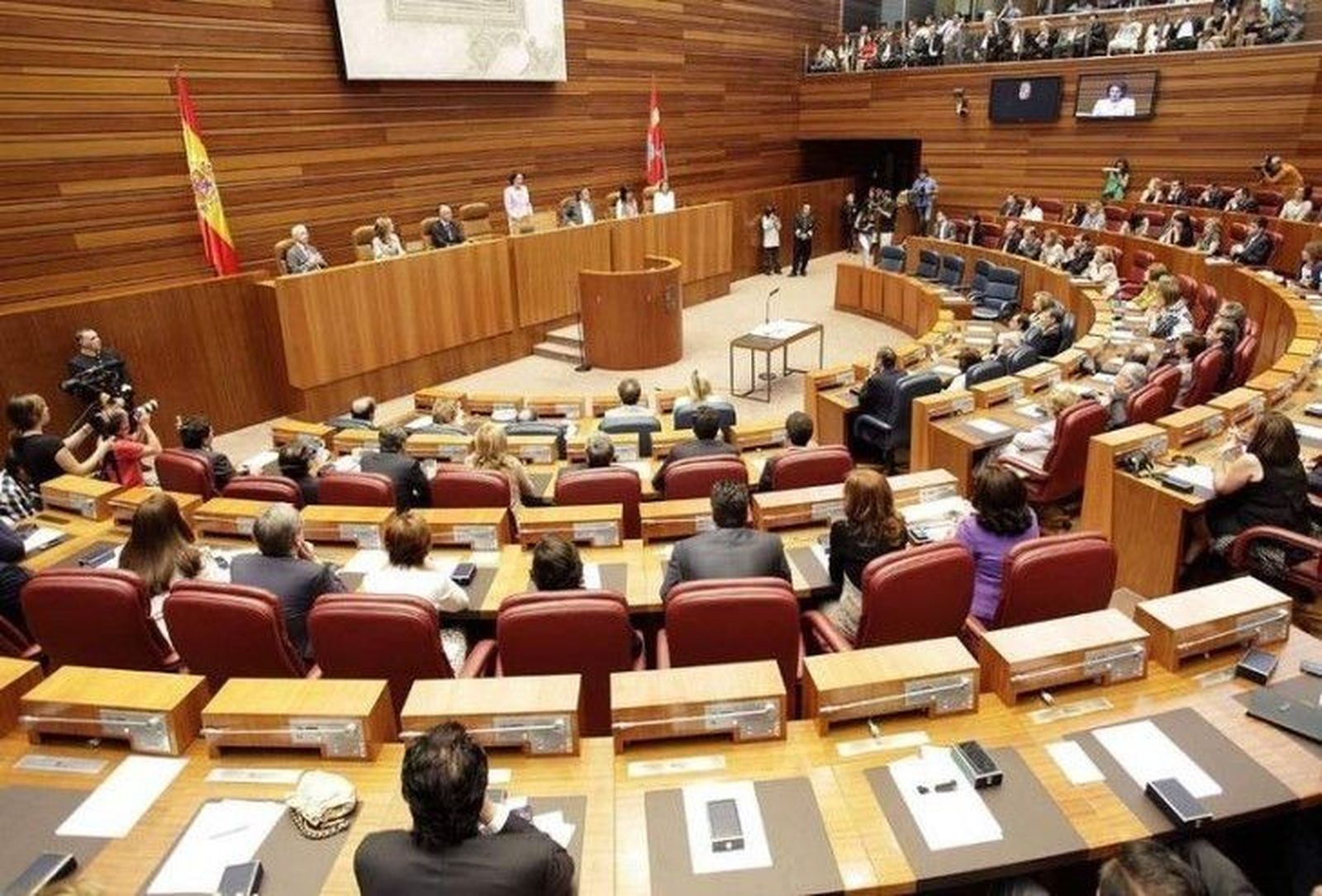 El PP no garantiza la continuidad de los servicios de diálisis en Béjar y Ciudad Rodrigo