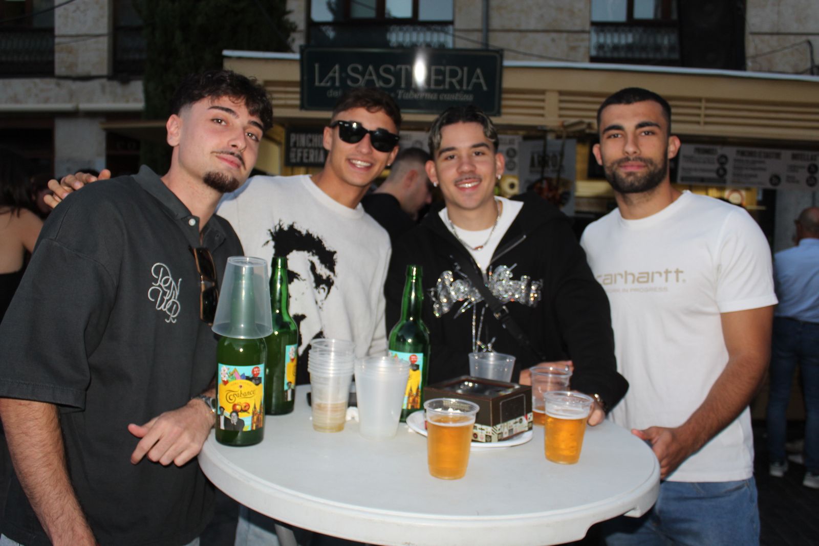 Ambiente en la Feria de Día en la tarde de este jueves