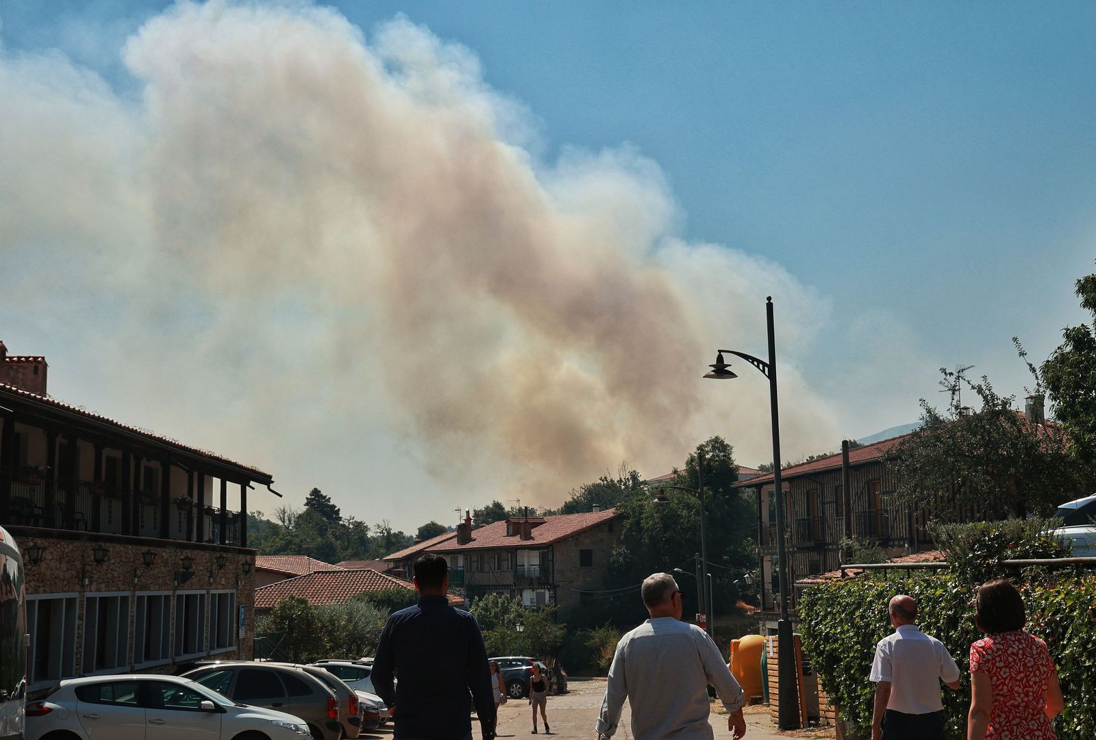 Confinada preventivamente la población de la Alberca por el Incendio de Índice de Gravedad 2