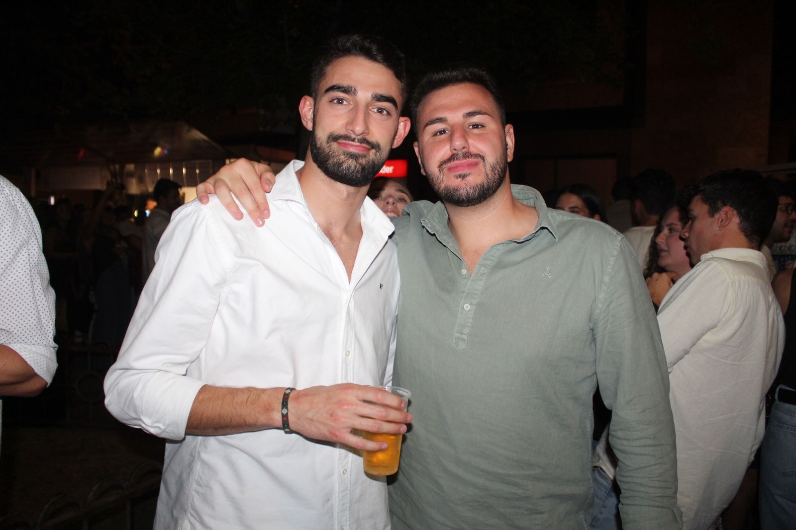 La Feria de Día se llena en la tarde-noche de este viernes, punto de partida del fin de semana