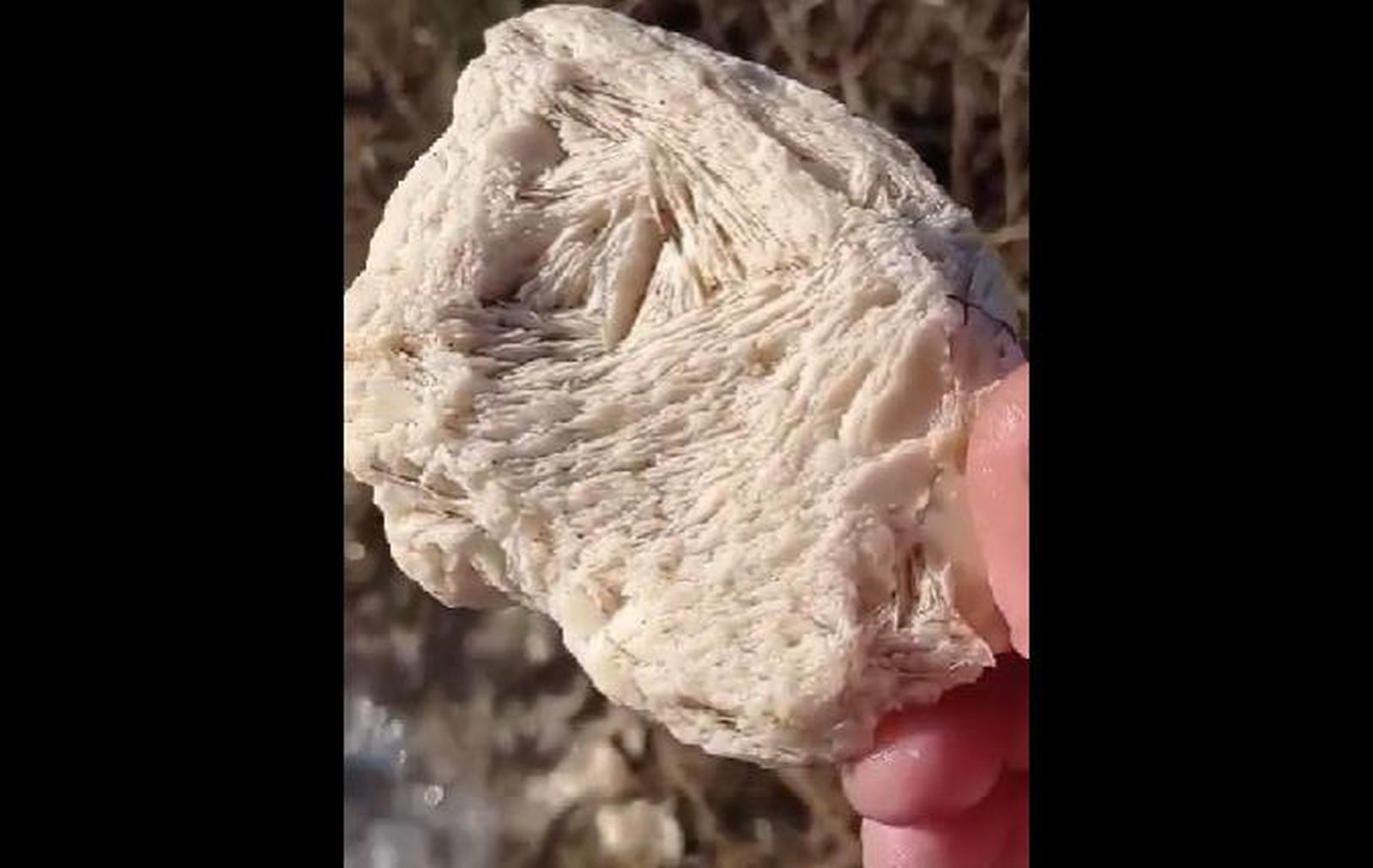 Desabastecimiento de agua potable en Rollán por varios tapones de cal. Foto Ayuntamiento de Rollán