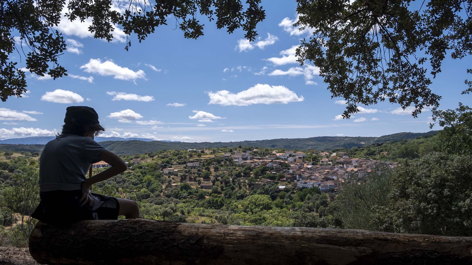 Proyecto de geoparque en Salamanca. Localidad de San Esteban de la Sierra, en la sierra de Francia. David Arranz.  ICAL.