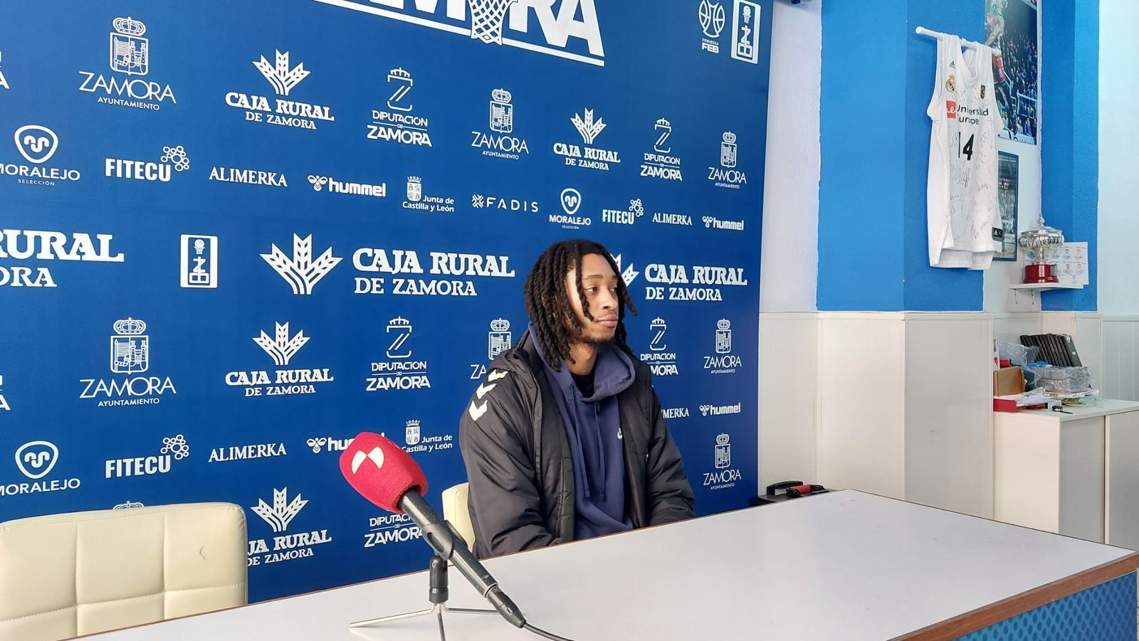 Colby Rogers, en rueda de prensa