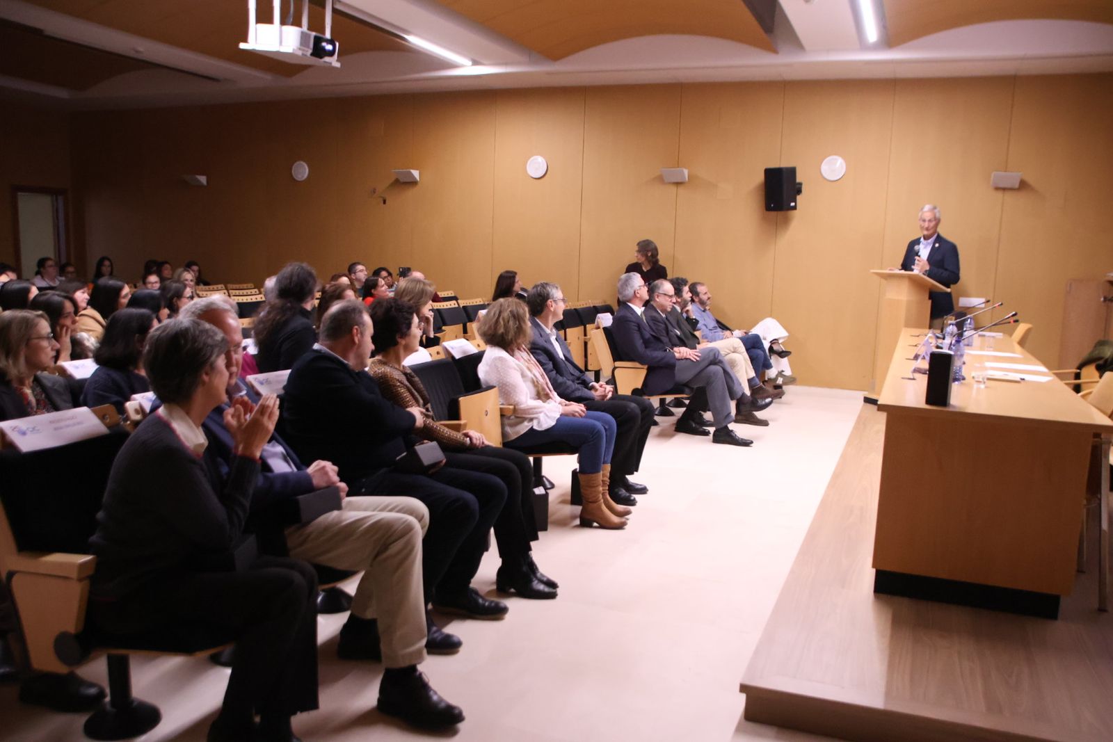 El Centro de Investigación del Cáncer (CIC) organiza un homenaje al personal que cumple 25 años