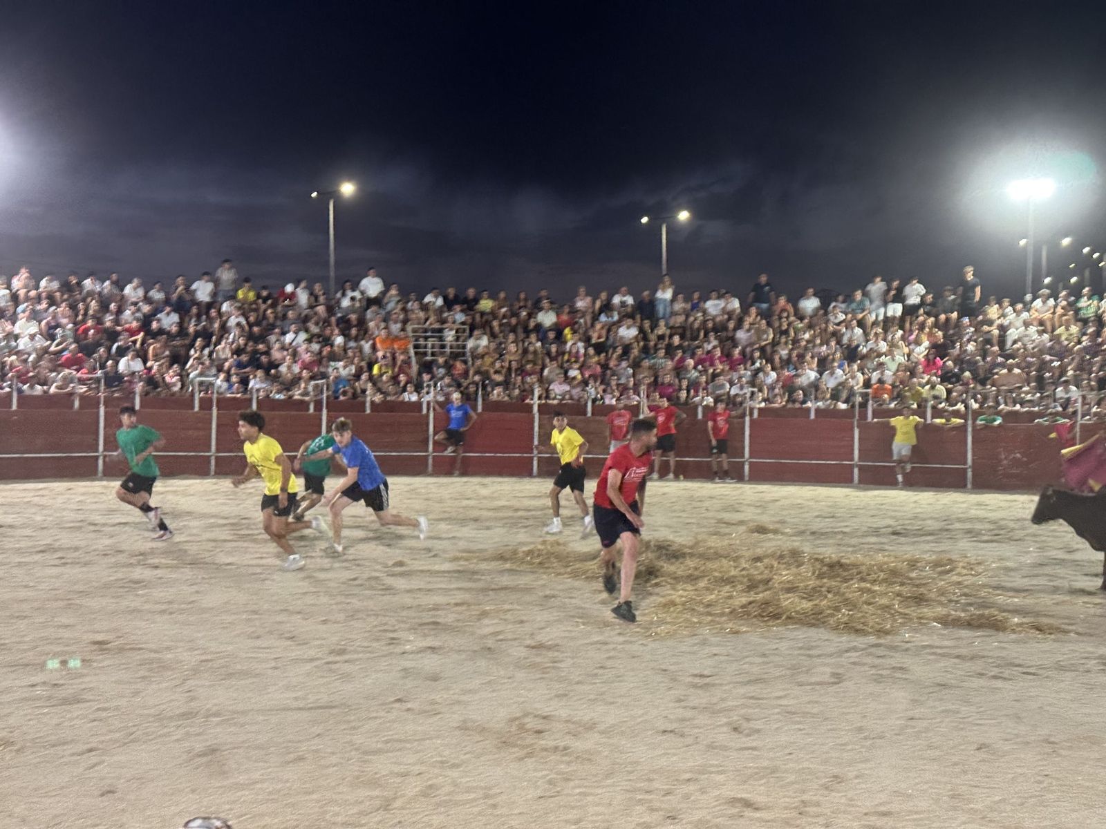Así se ha vivido el Grand Prix de Carbajosa de la Sagrada y la posterior vaquilla