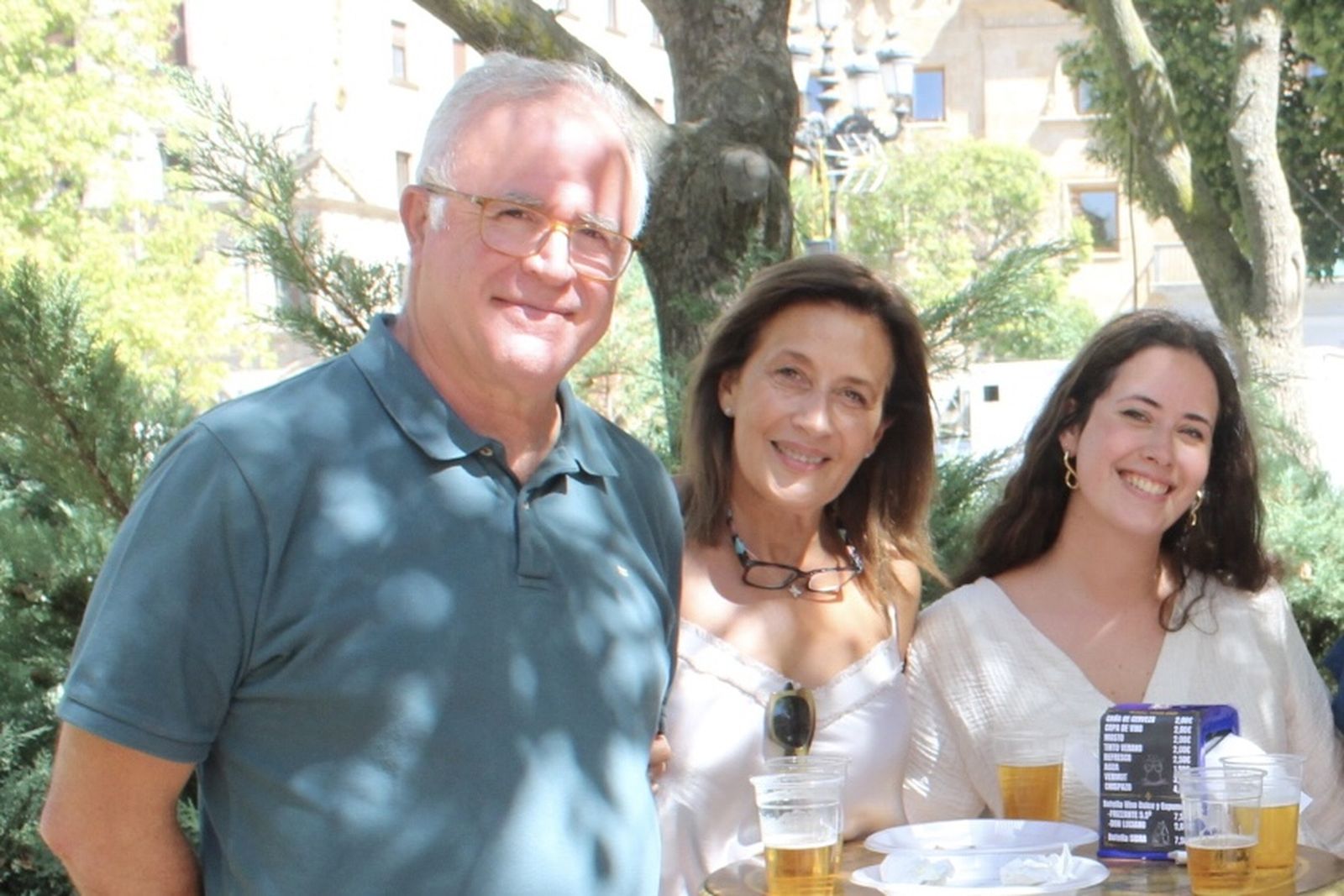 Ambiente en la Feria de Día en el mediodía de este sábado