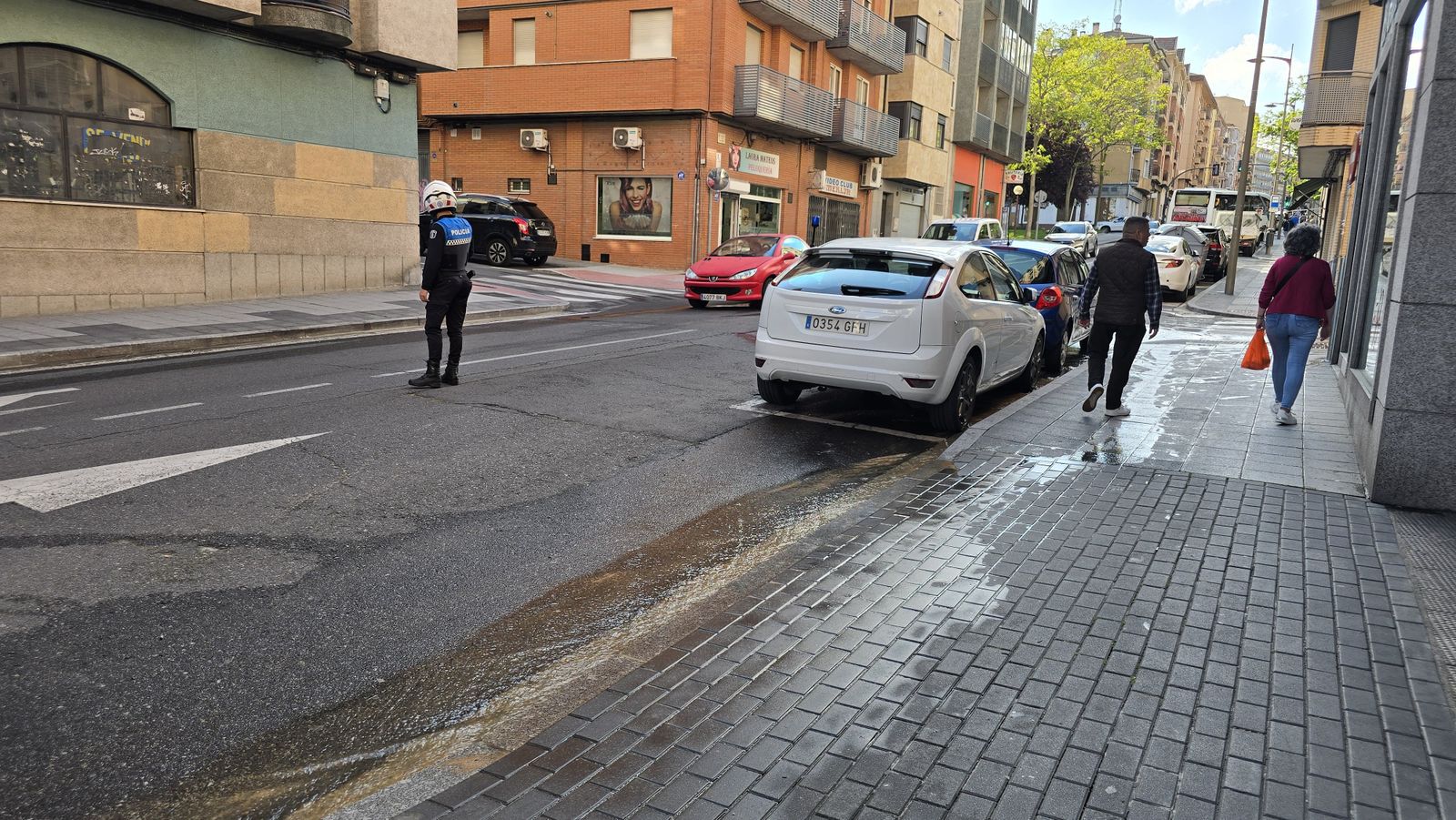 whatsapp-image-2025-04-25-at-18-30-22-1