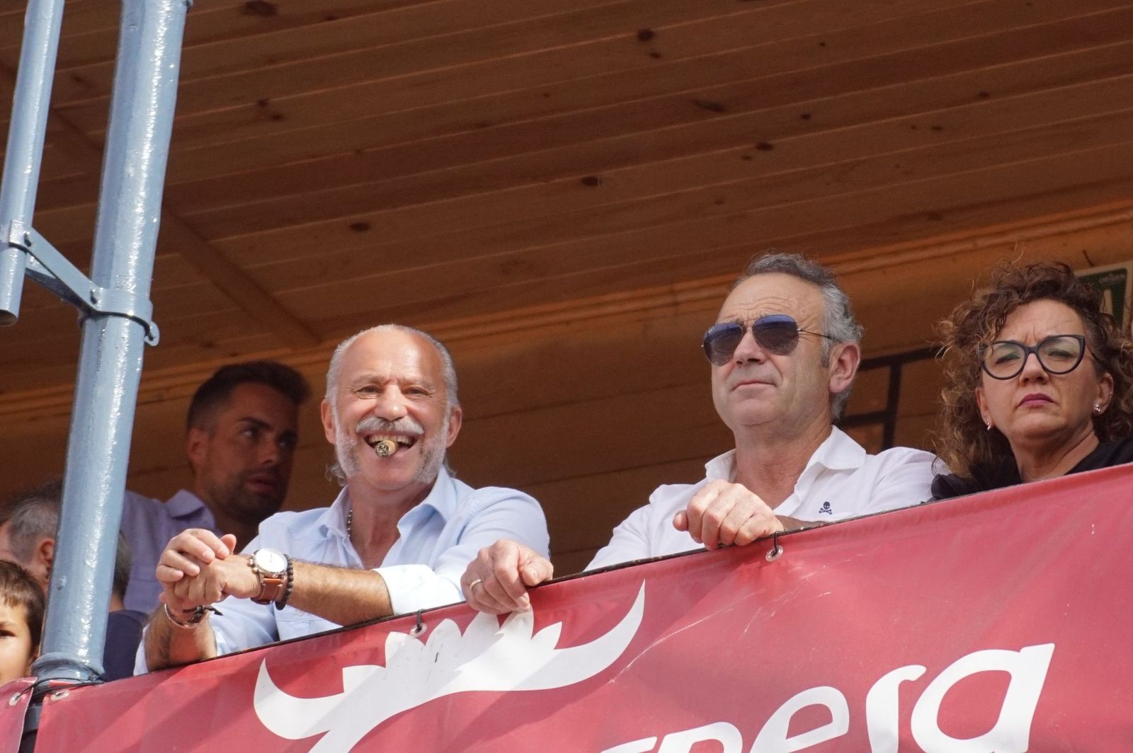 whatsapp-image-2025-06-14-at-21-32-12-2