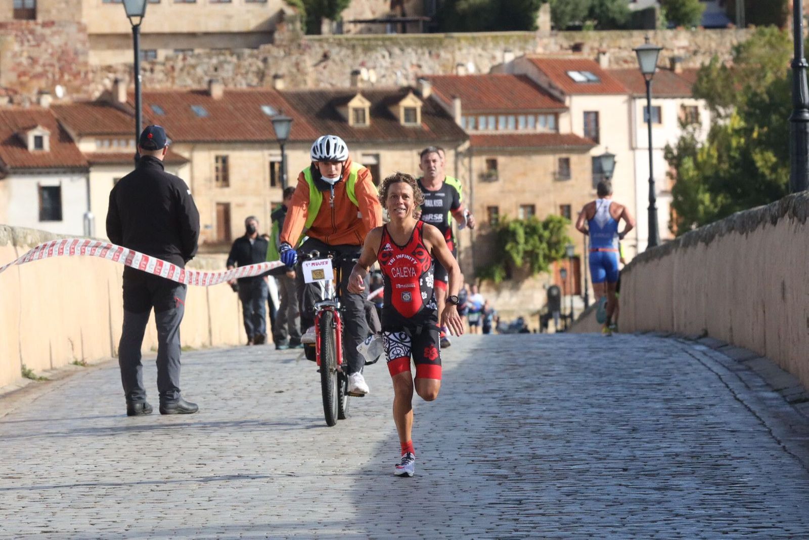 vi-triatlo-n-media-distancia-de-salamanca24015332-b59a-405c-b97f-f63e7b61a005