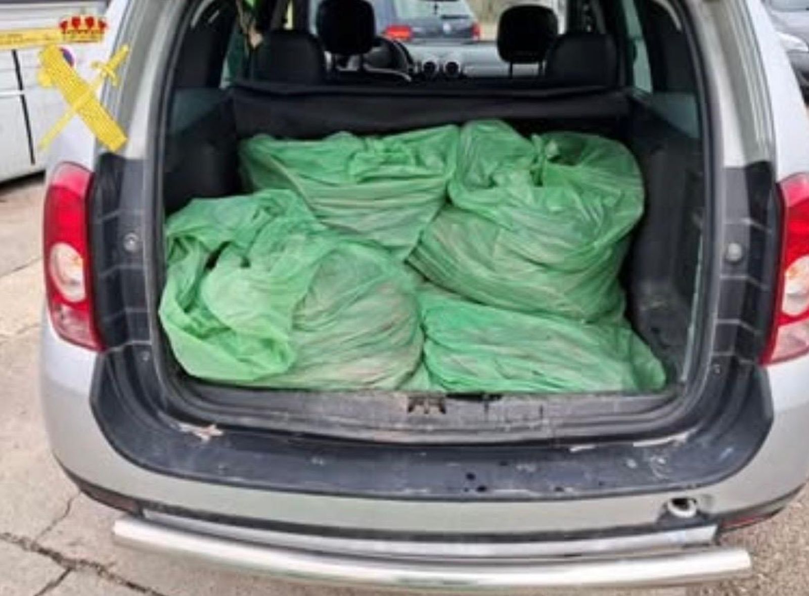 Cable robado e interceptado en un vehículo en Vitigudino