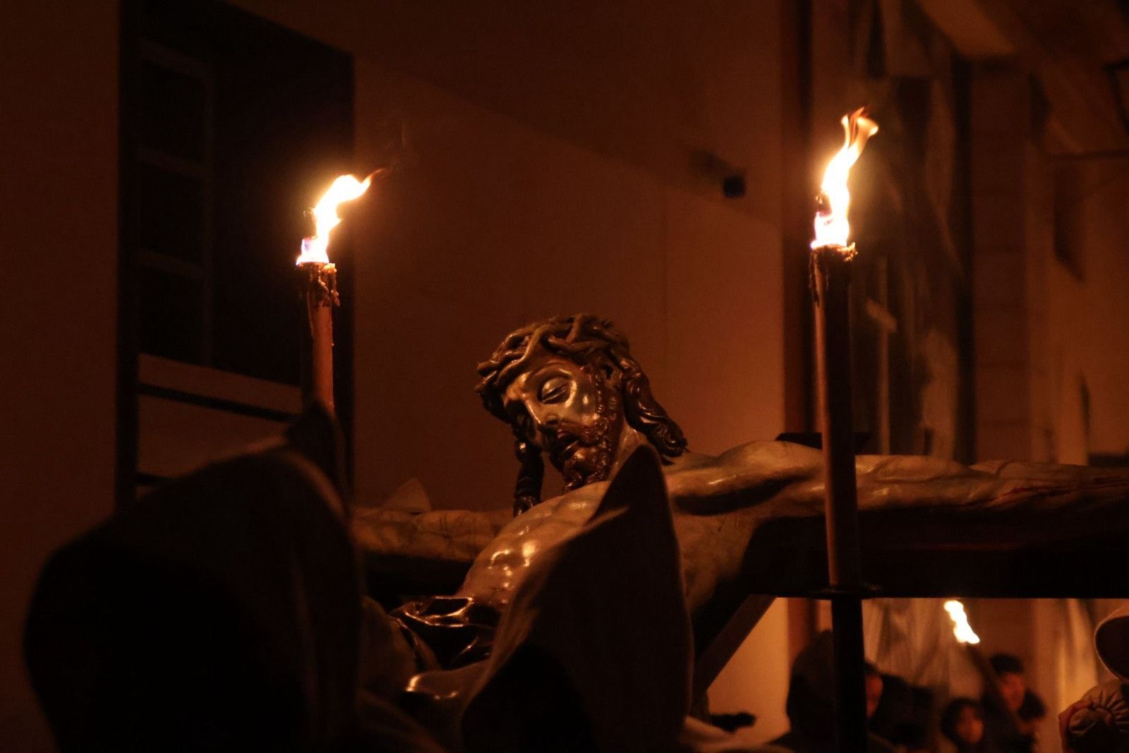 GALERÍA | Revive en imágenes la procesión de la Buena Muerte