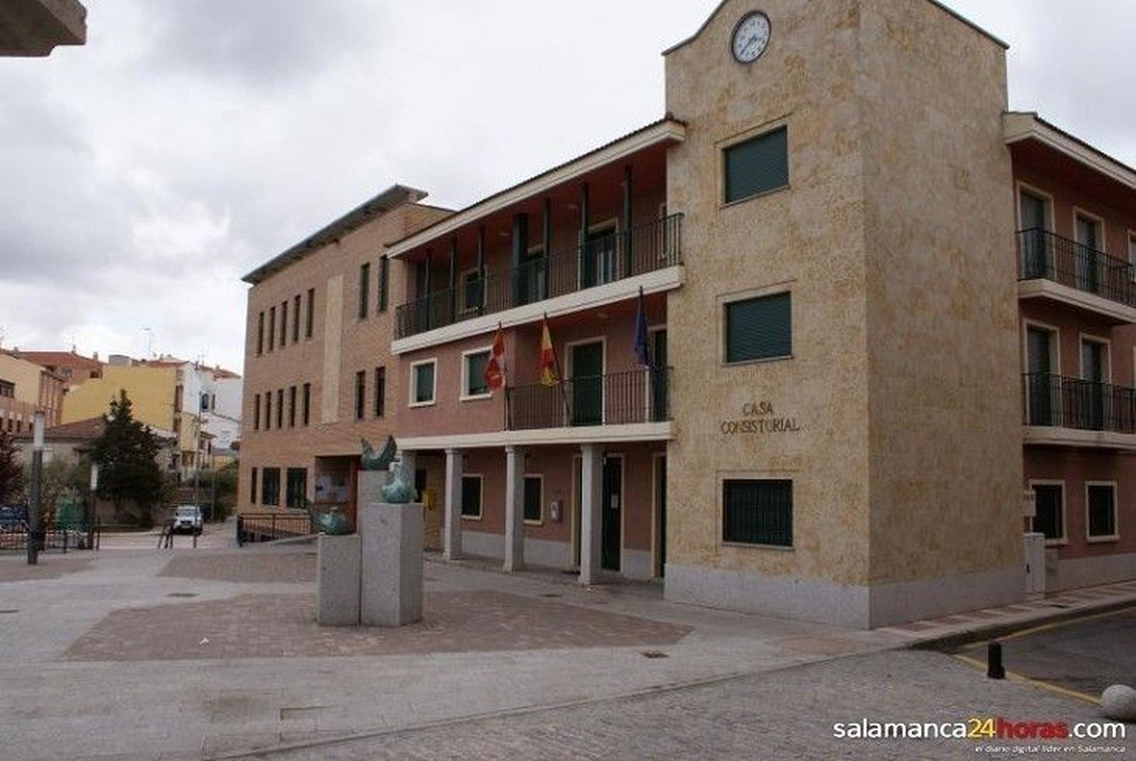 El Consistorio contratará a nueve barrenderos para la limpieza de calles