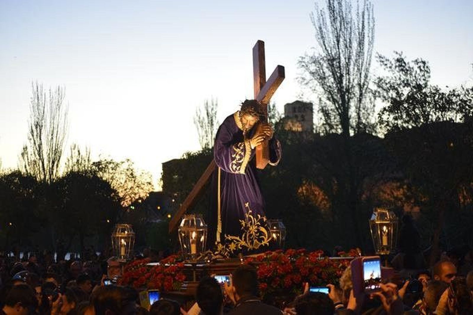La Semana Santa da comienzo con el traslado del Mozo