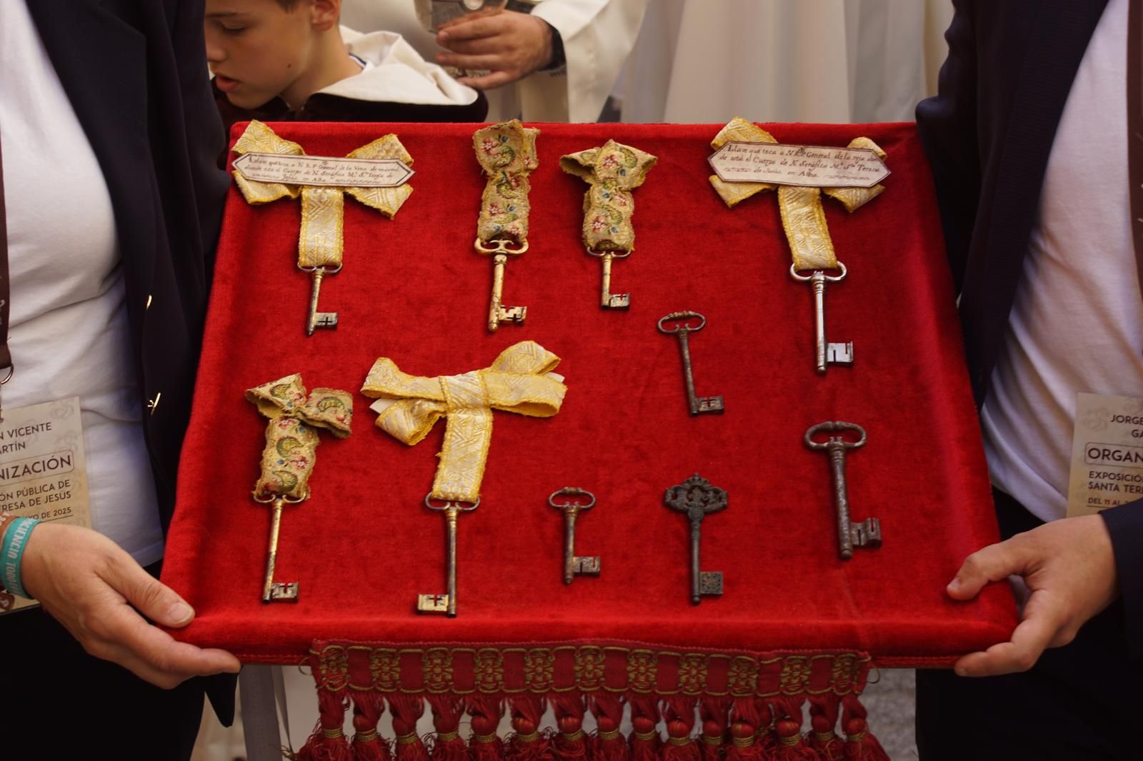 Llaves que cierran el sepulcro de Santa Teresa en Alba
