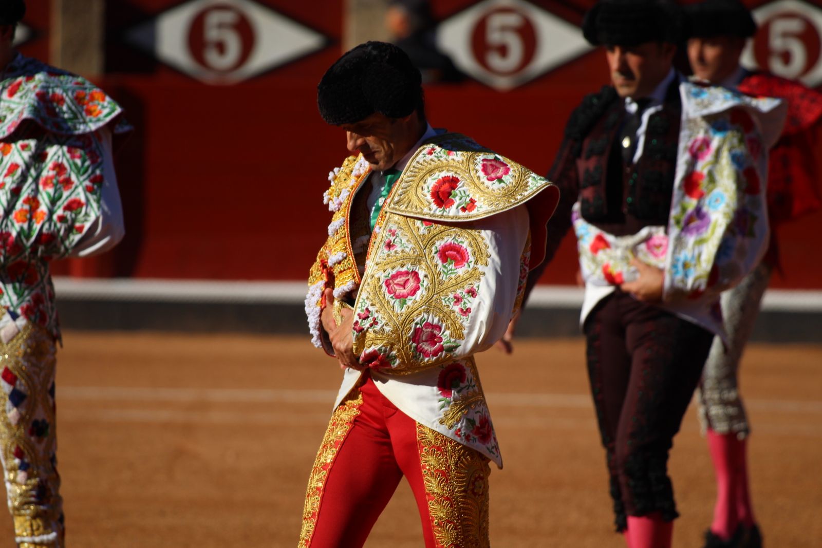 Emilio de Justo, Juan Ortega y Roca Rey inauguran el cartel de figuras en la feria de Salamanca: la corrida de Garcigrande en imágenes