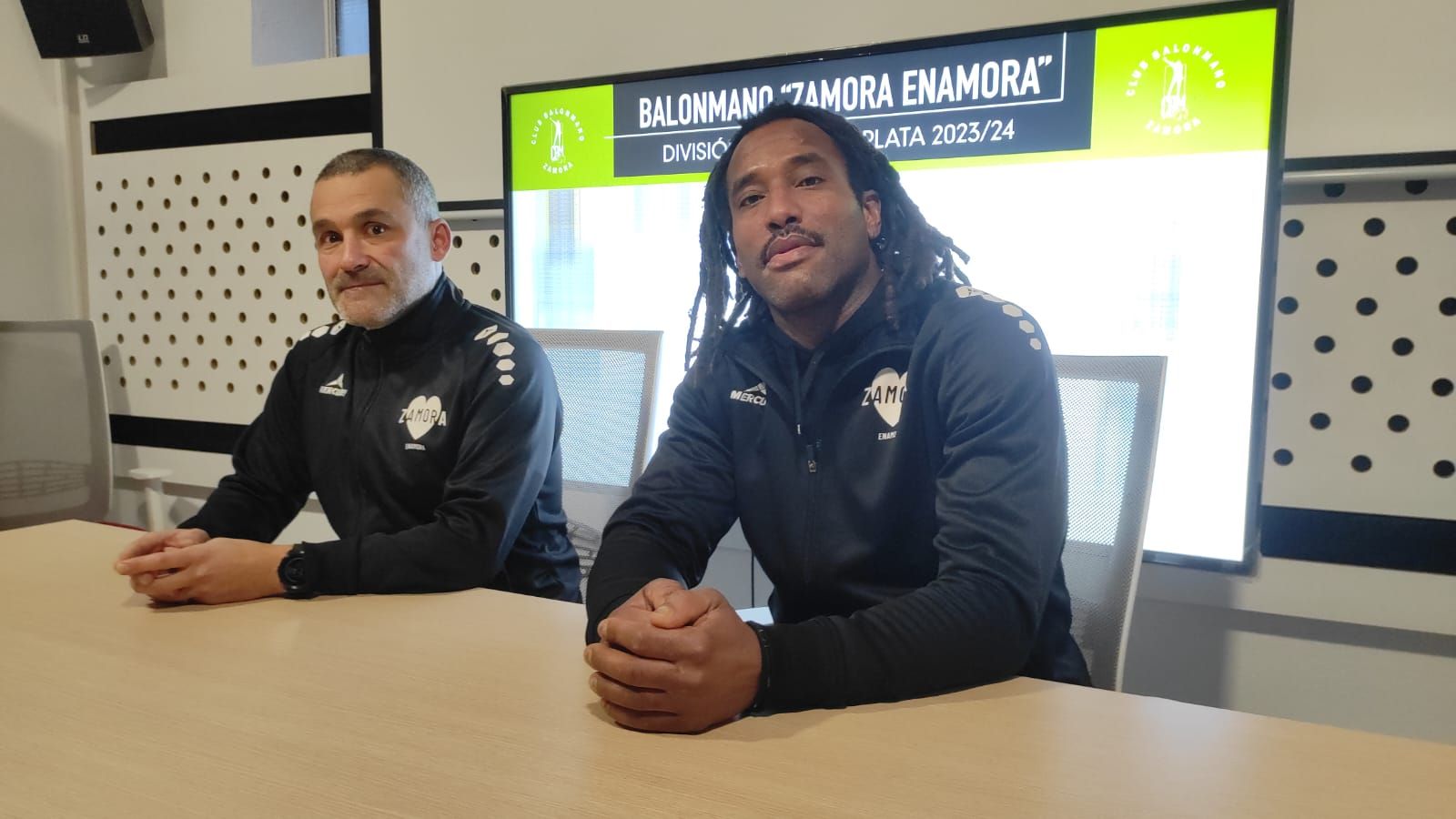 Anderson Silva y Diego Soto, del Balonmano Zamora.