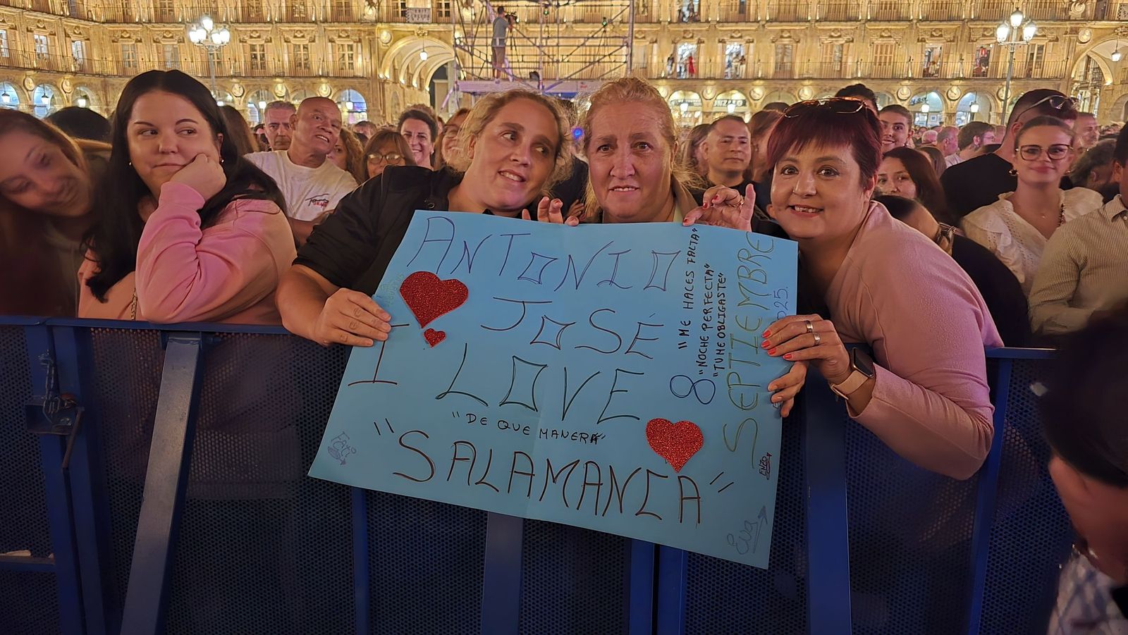 Concierto de Antonio José en la Plaza Mayor