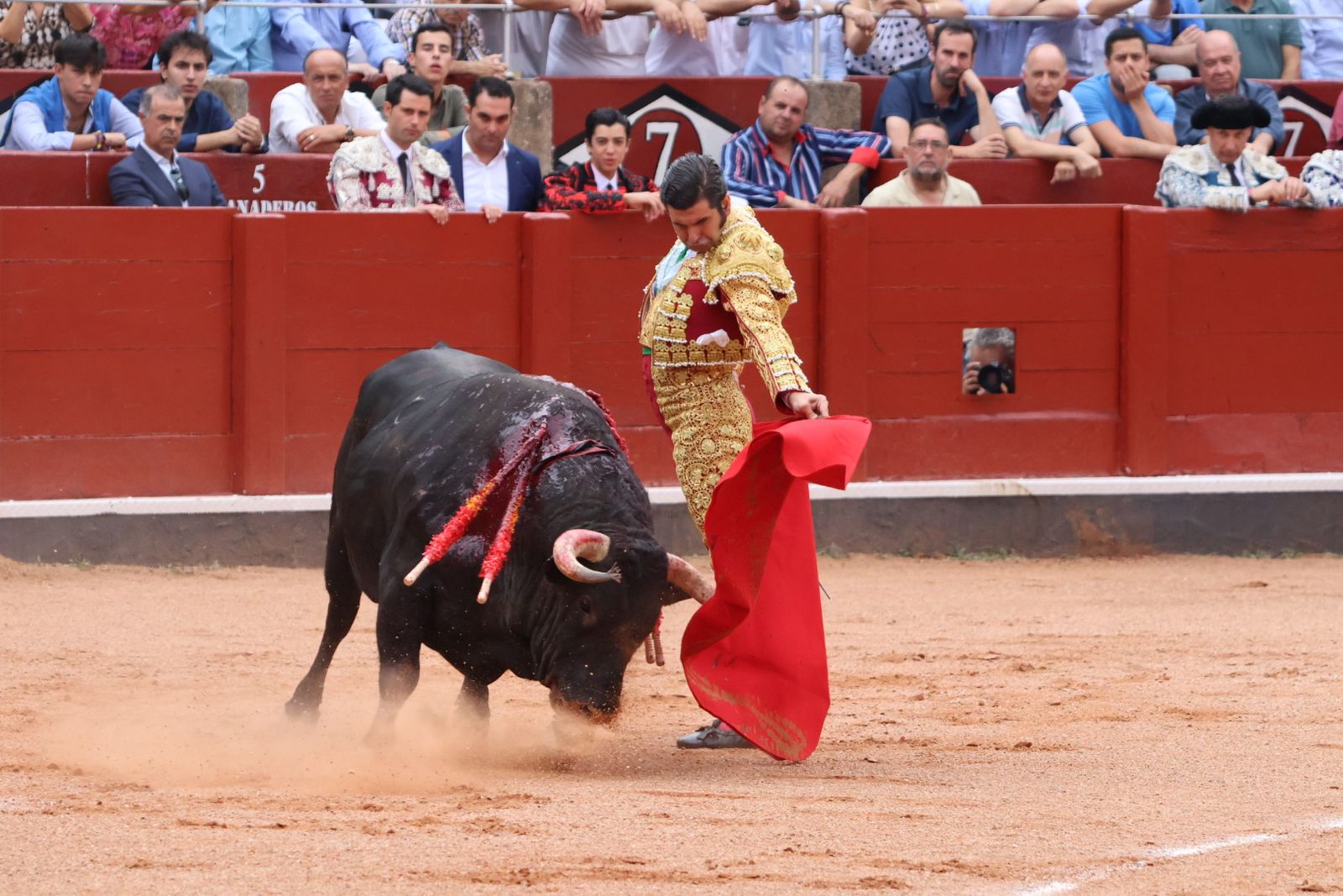 Ismael Martín, Marco Pérez y el aclamado regreso de Morante de la Puebla: su paso por La Glorieta en imágenes