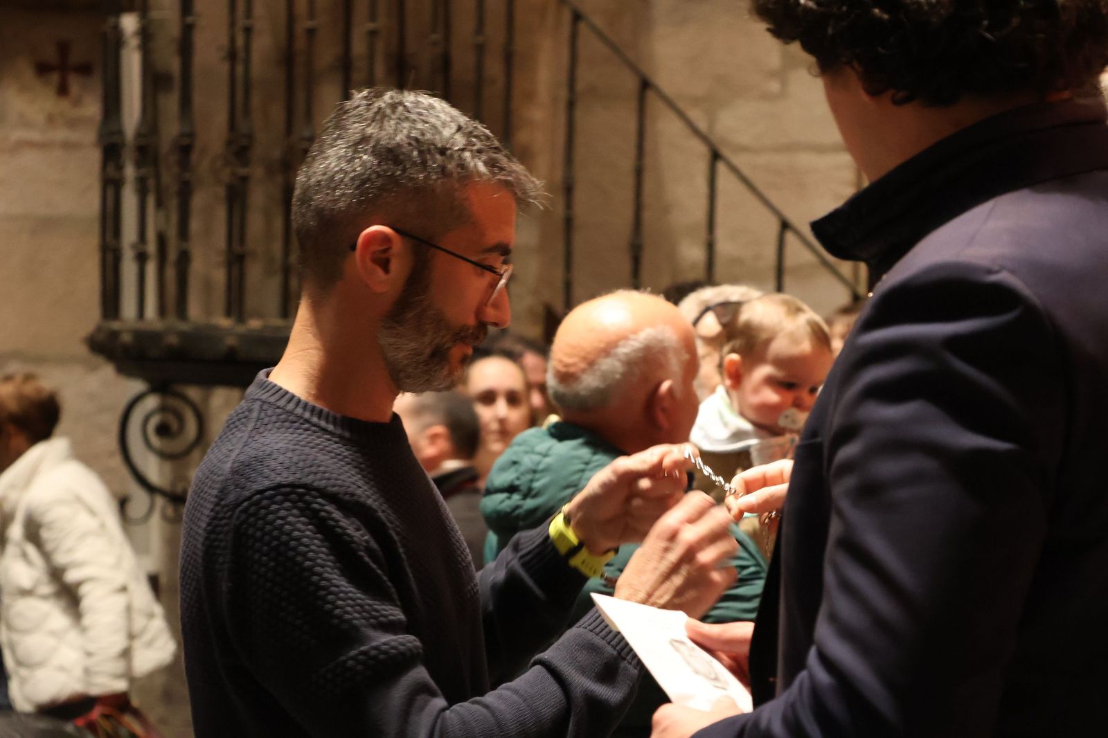 Entrada de nuevos hermanos de Jesús Nazareno Vulgo Congregación (18).JPG