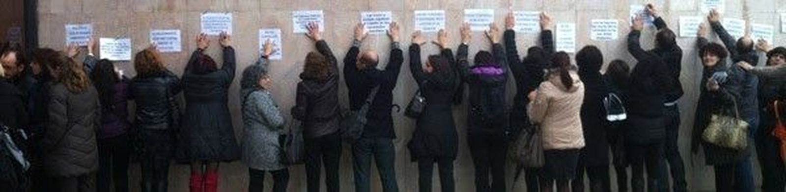 Los funcionarios exigen a la Junta que deje de mutilar derechos ciudadanos