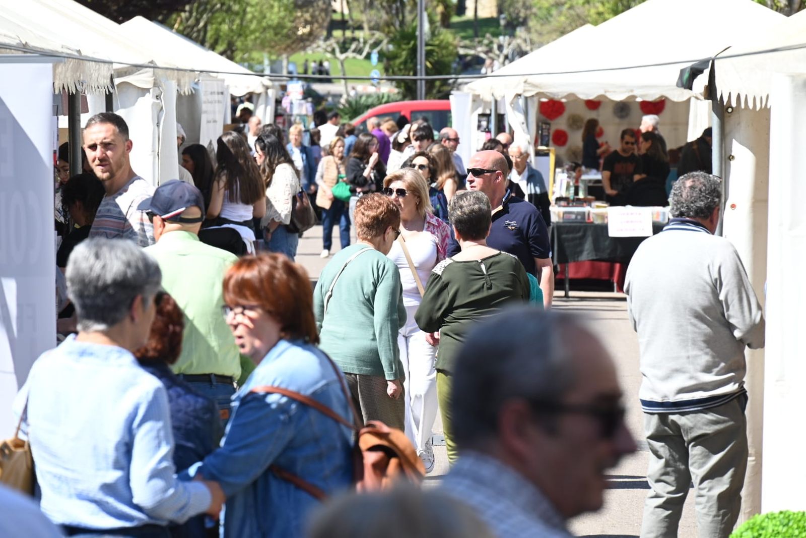 Ciudad Rodrigo se vuelca con una Feria del Libro llena de cultura y actividades